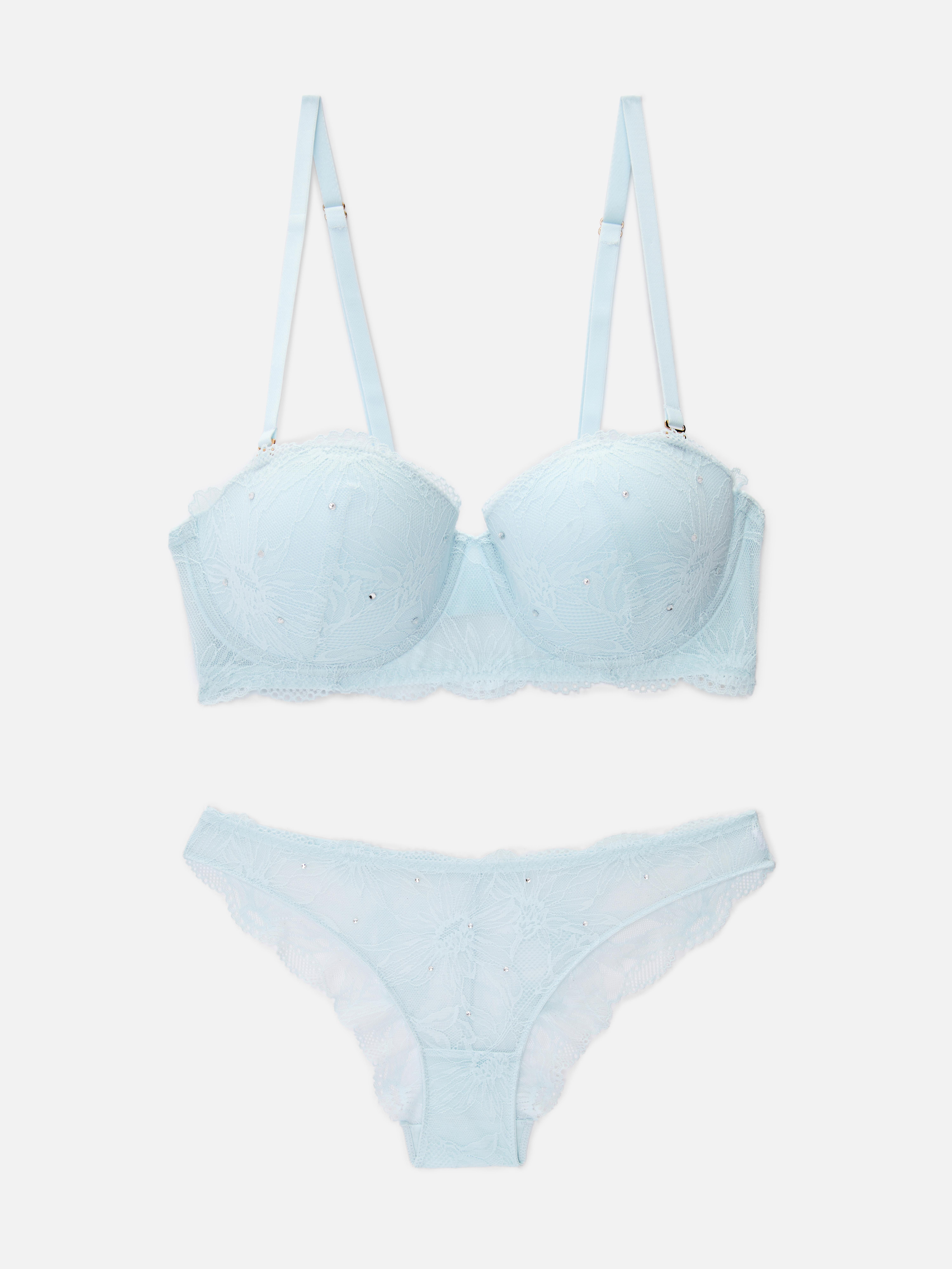 Kanten lingerieset met balconette-beha met vulling