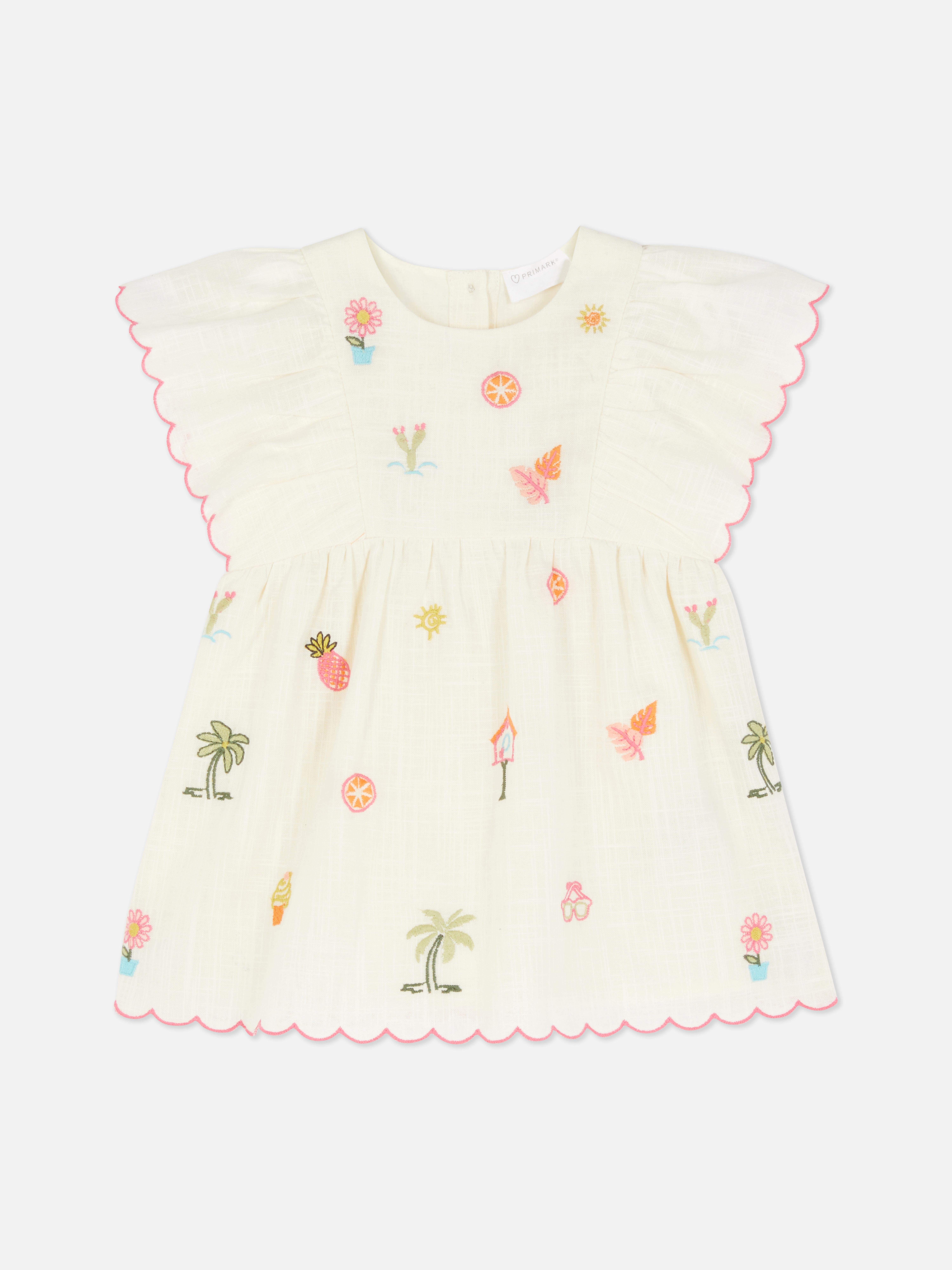 Besticktes Kleid mit Bogenkante