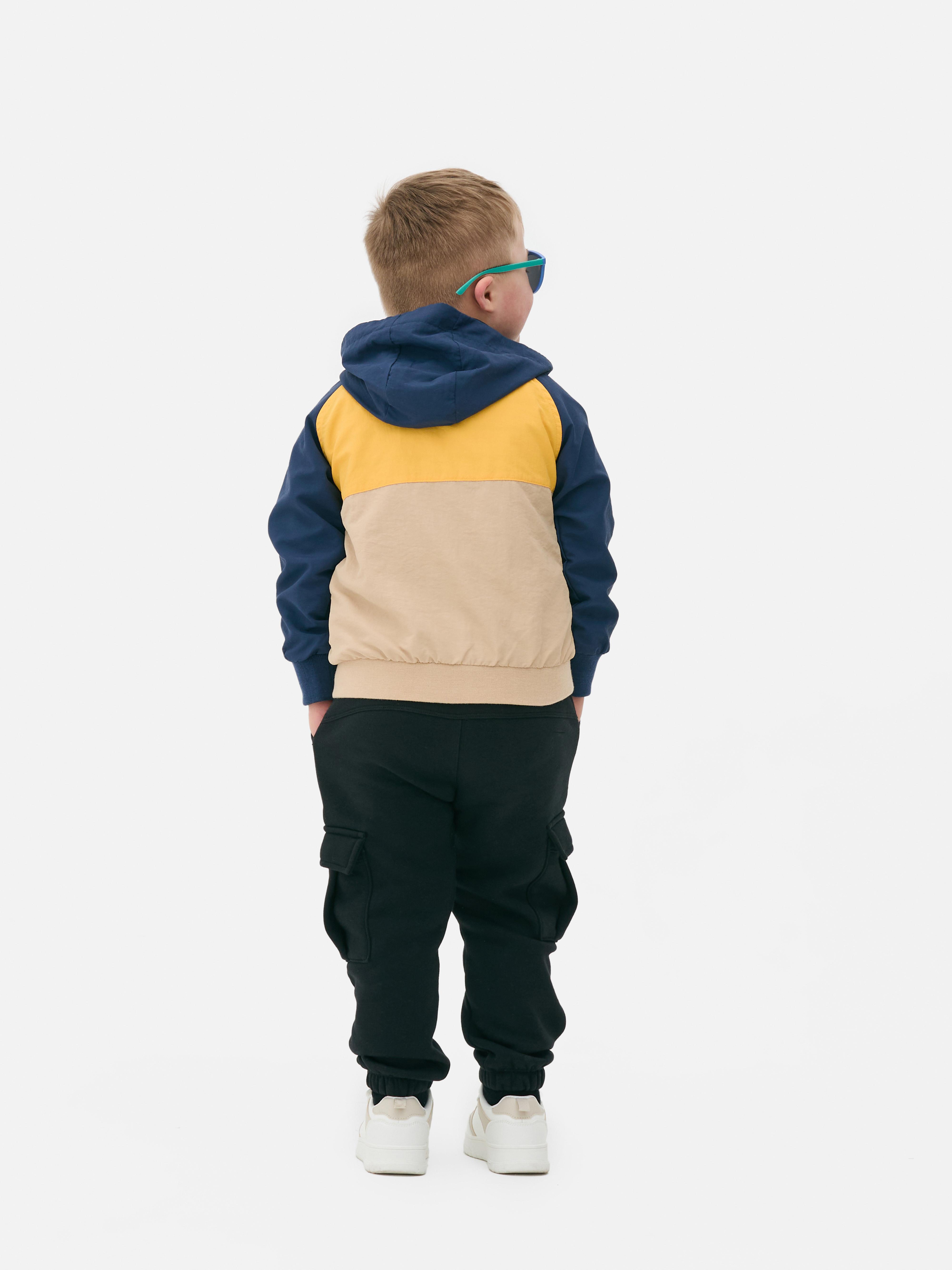 Pantaloni da tuta cargo con fondo stretto