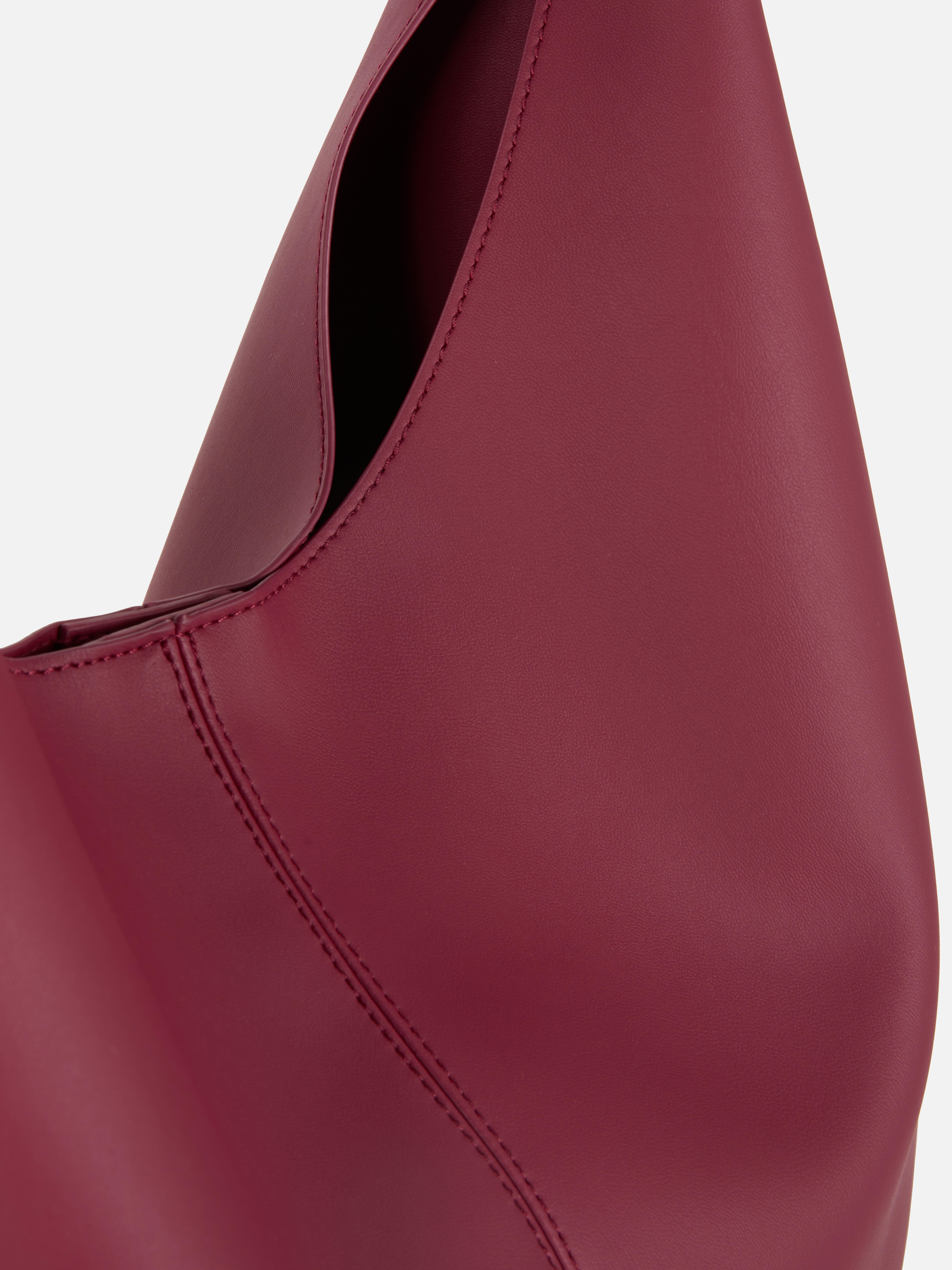 Cabas à haut arrondi en simili cuir