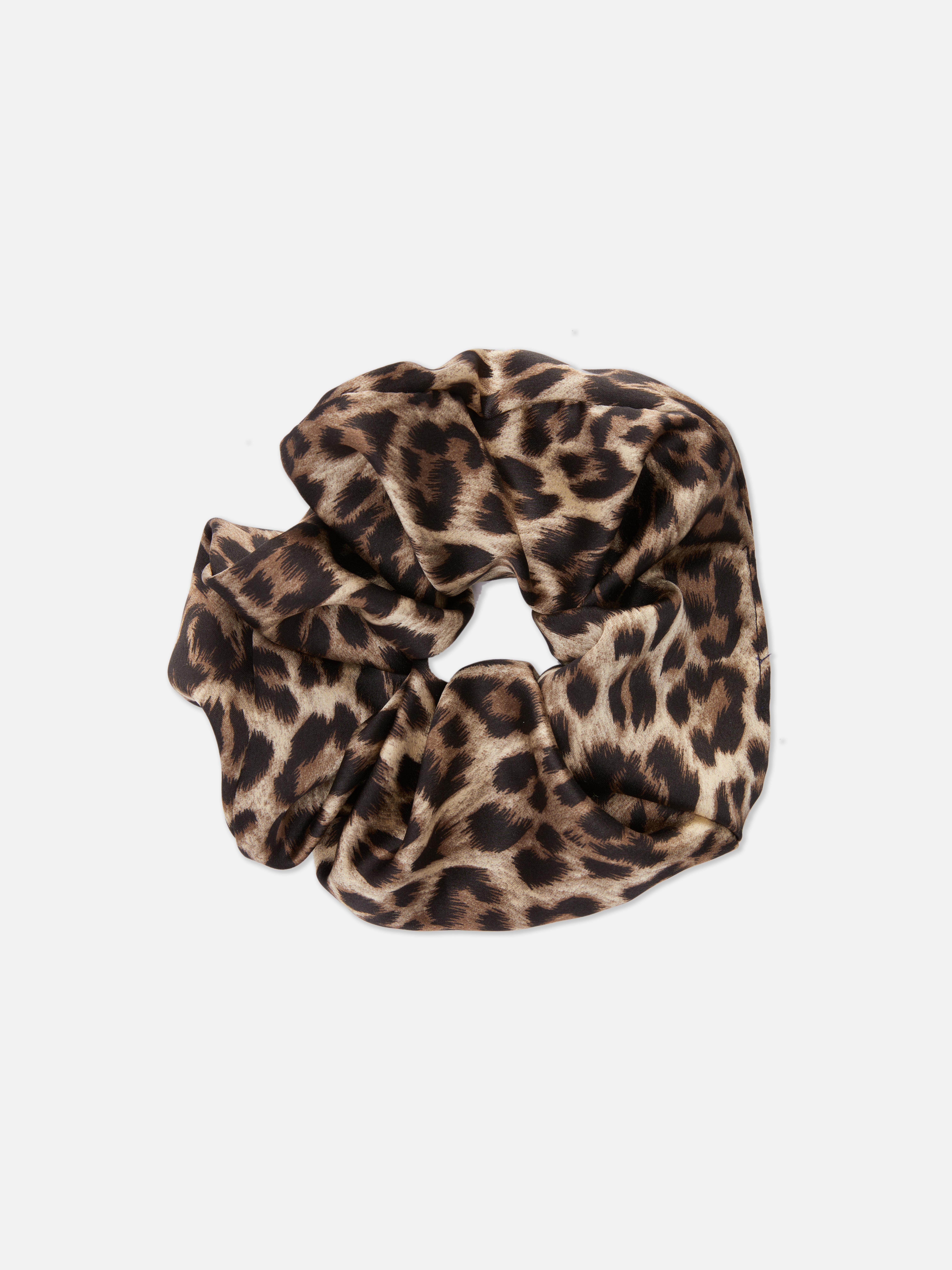 Extra grote scrunchie met luipaardprint