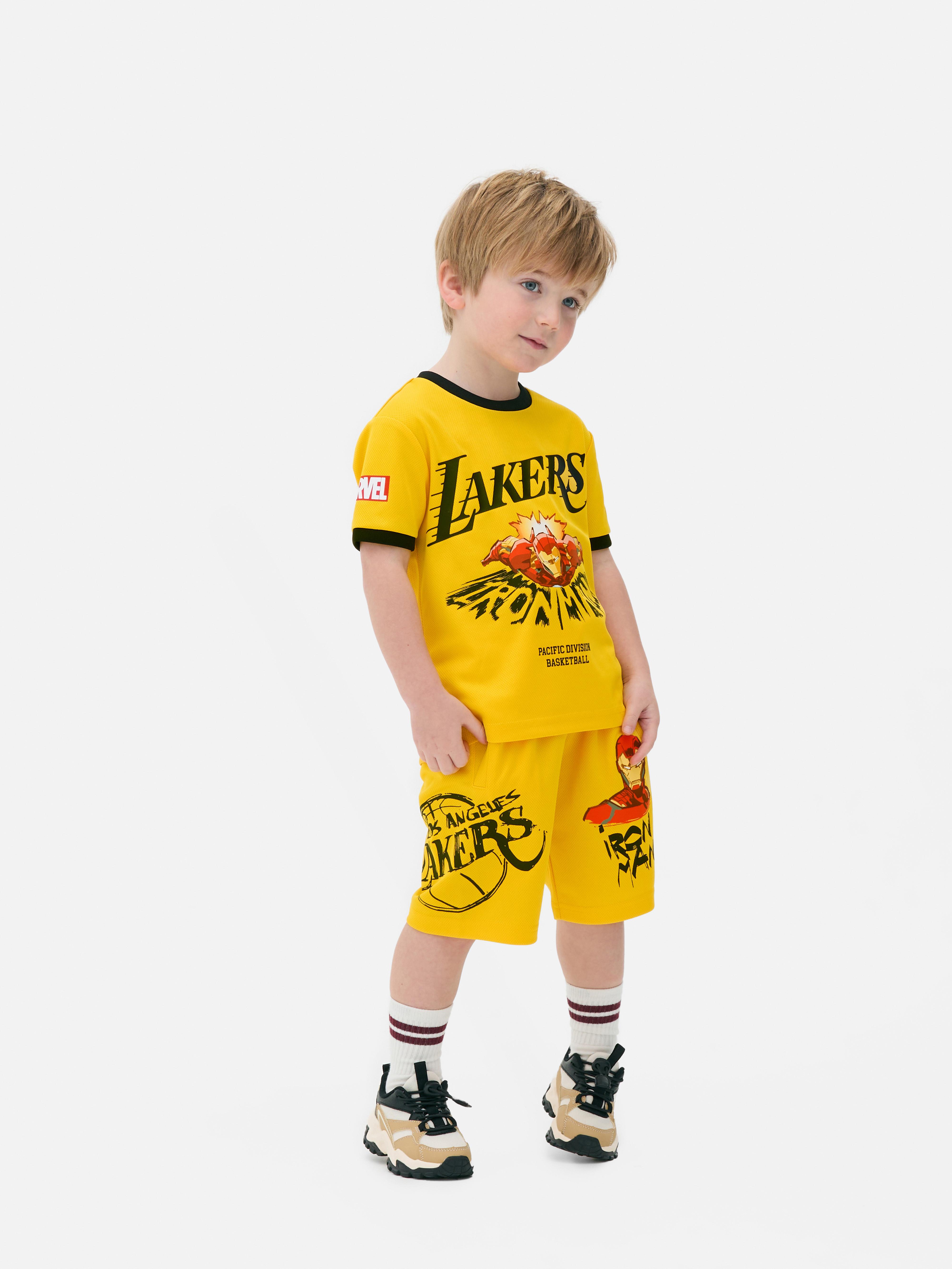 T-shirt i szorty z Iron Manem Marvela i NBA Los Angeles Lakers