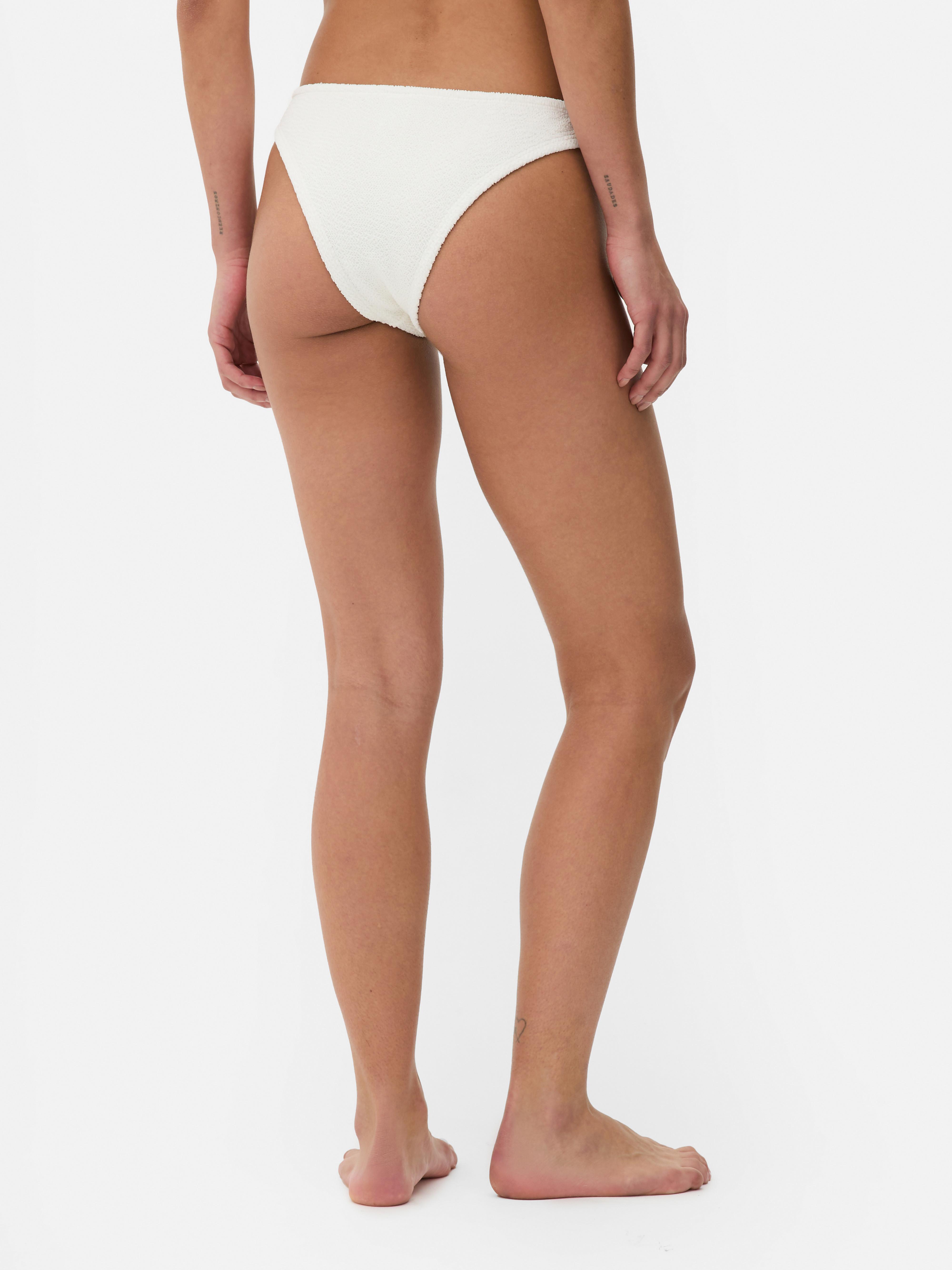 Csíkos, magasan felvágott, ráncolt bikinialsó