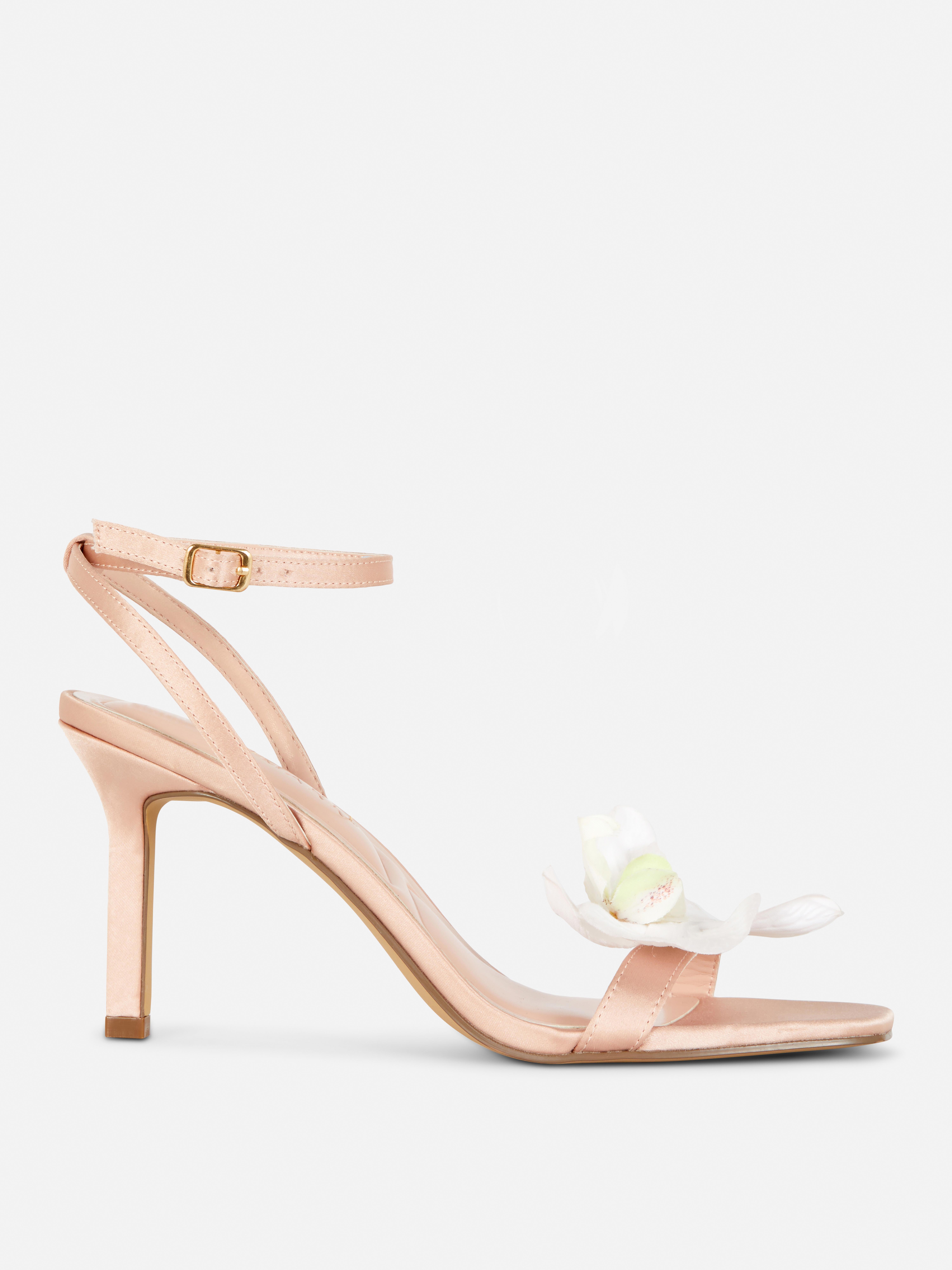Pumps met open teen en bloem
