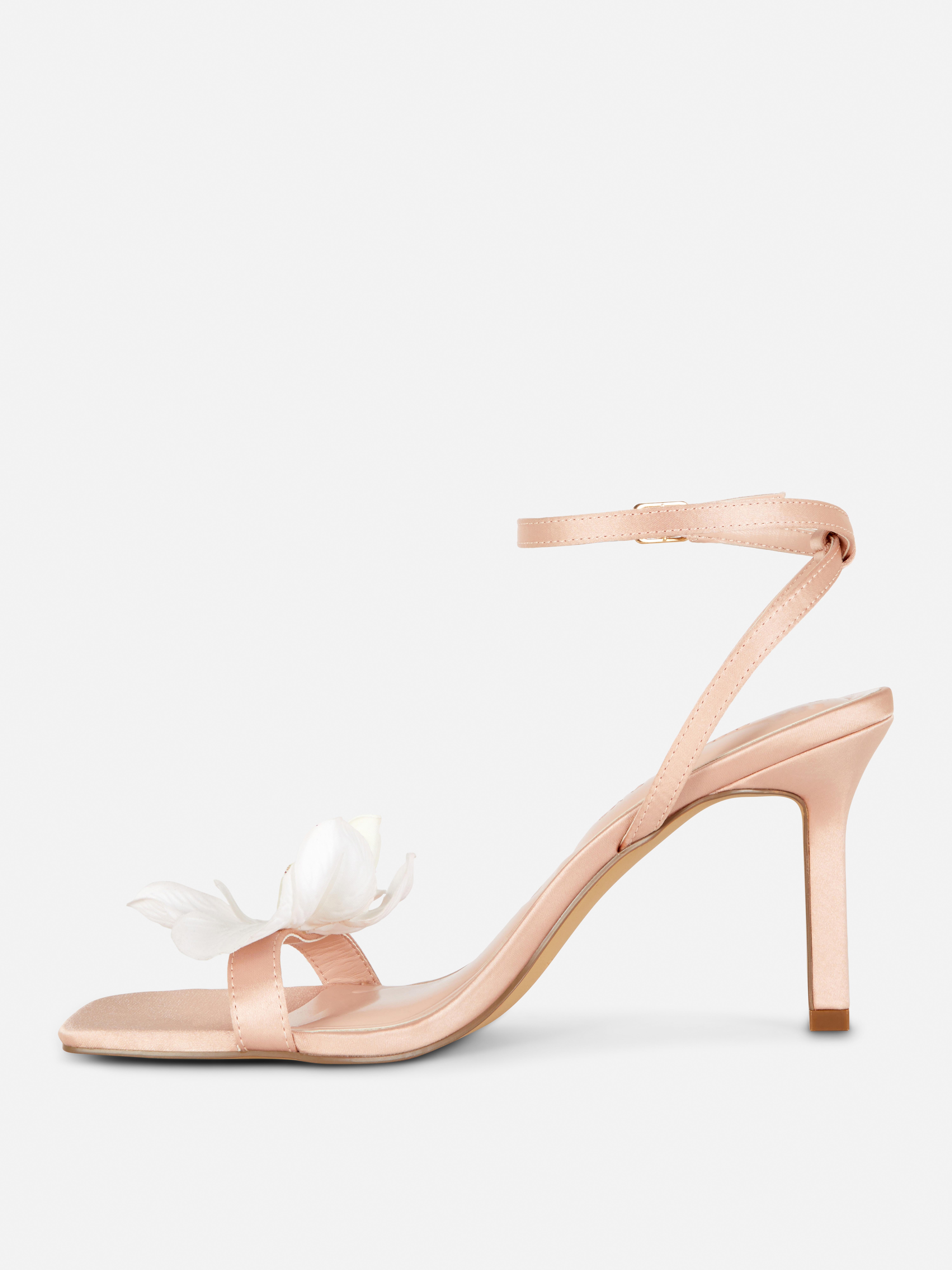 Pumps met open teen en bloem