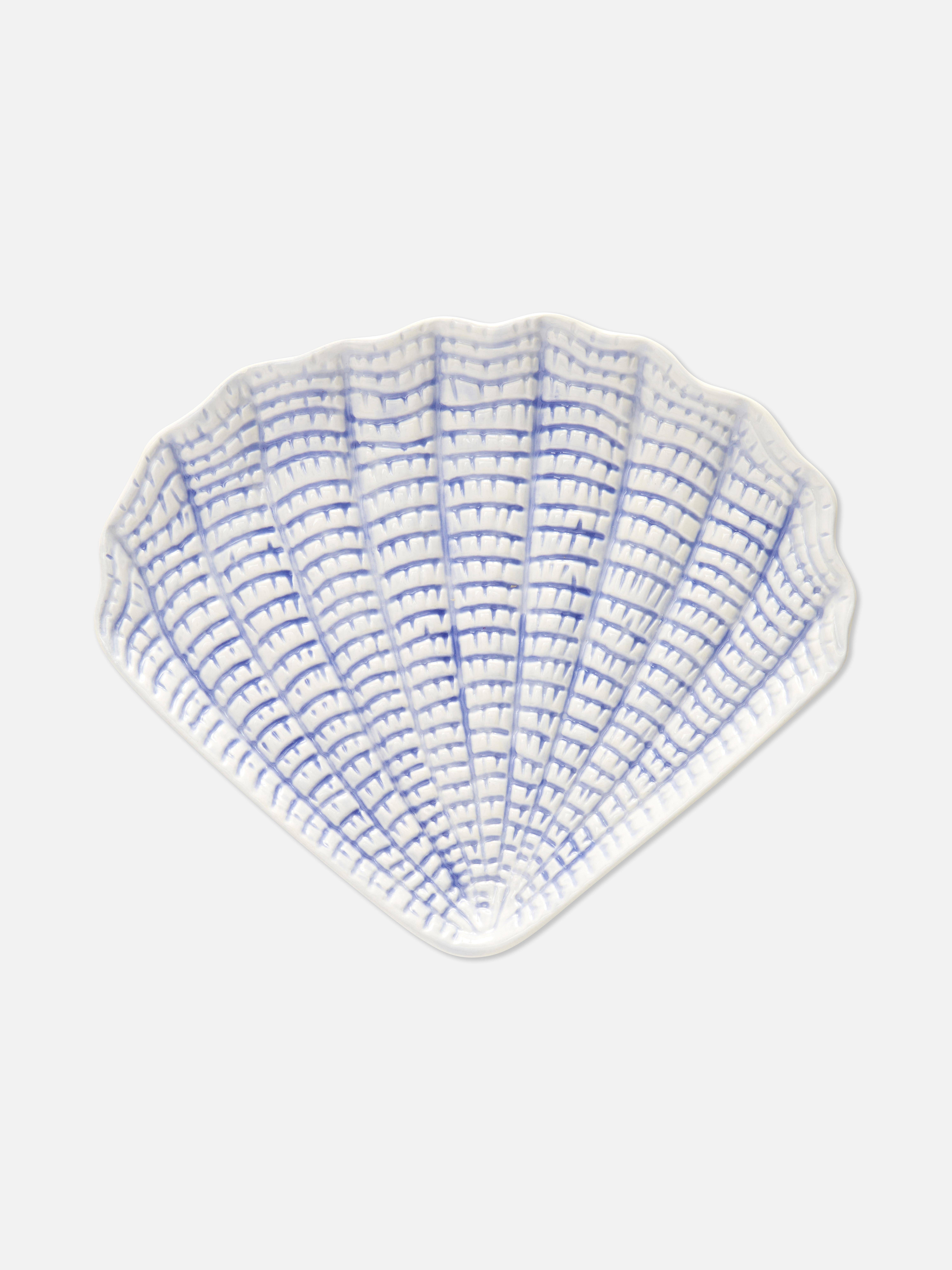 Textured Shell Shaped Plate