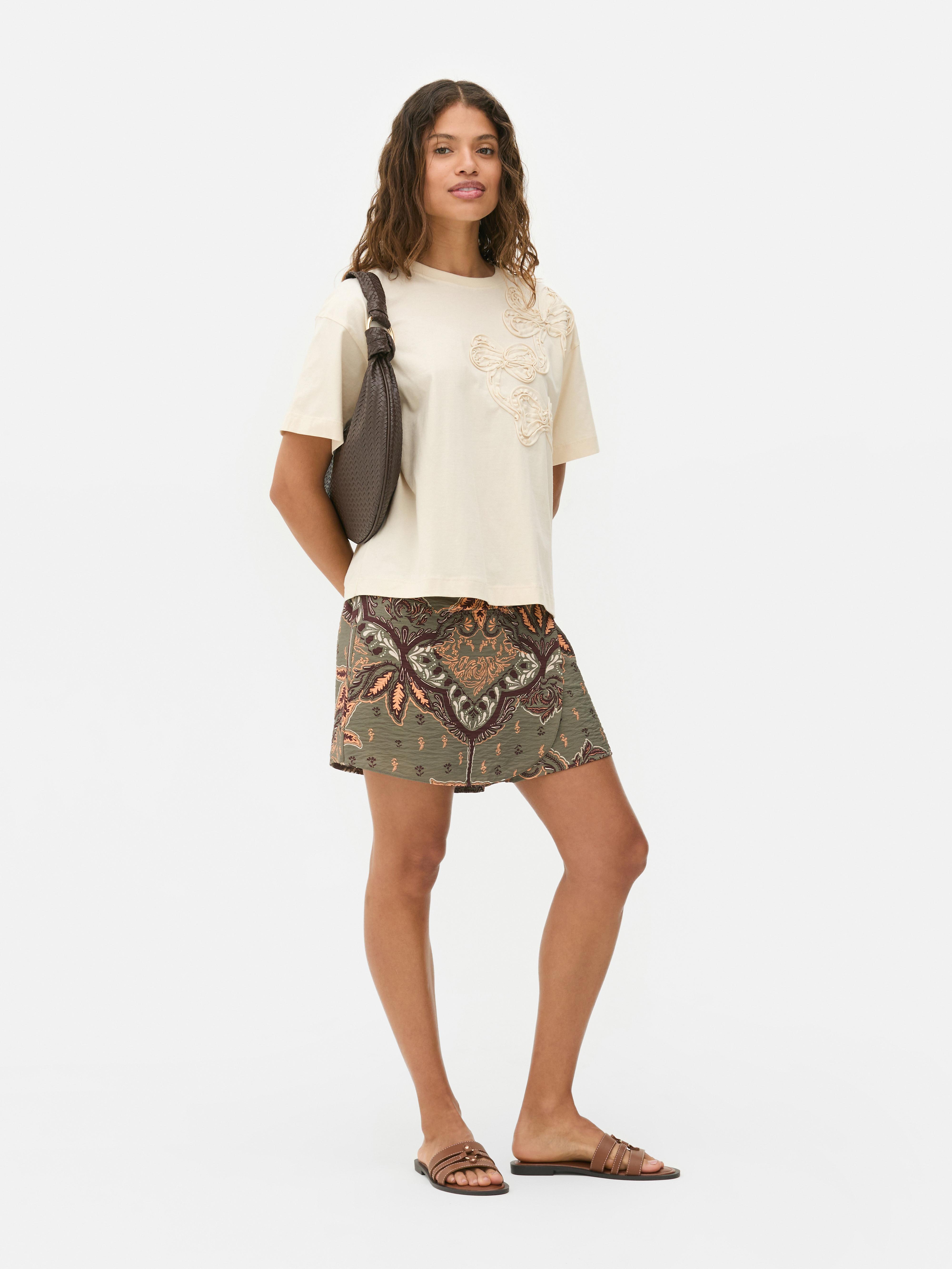 Short Sleeve Applique Tee