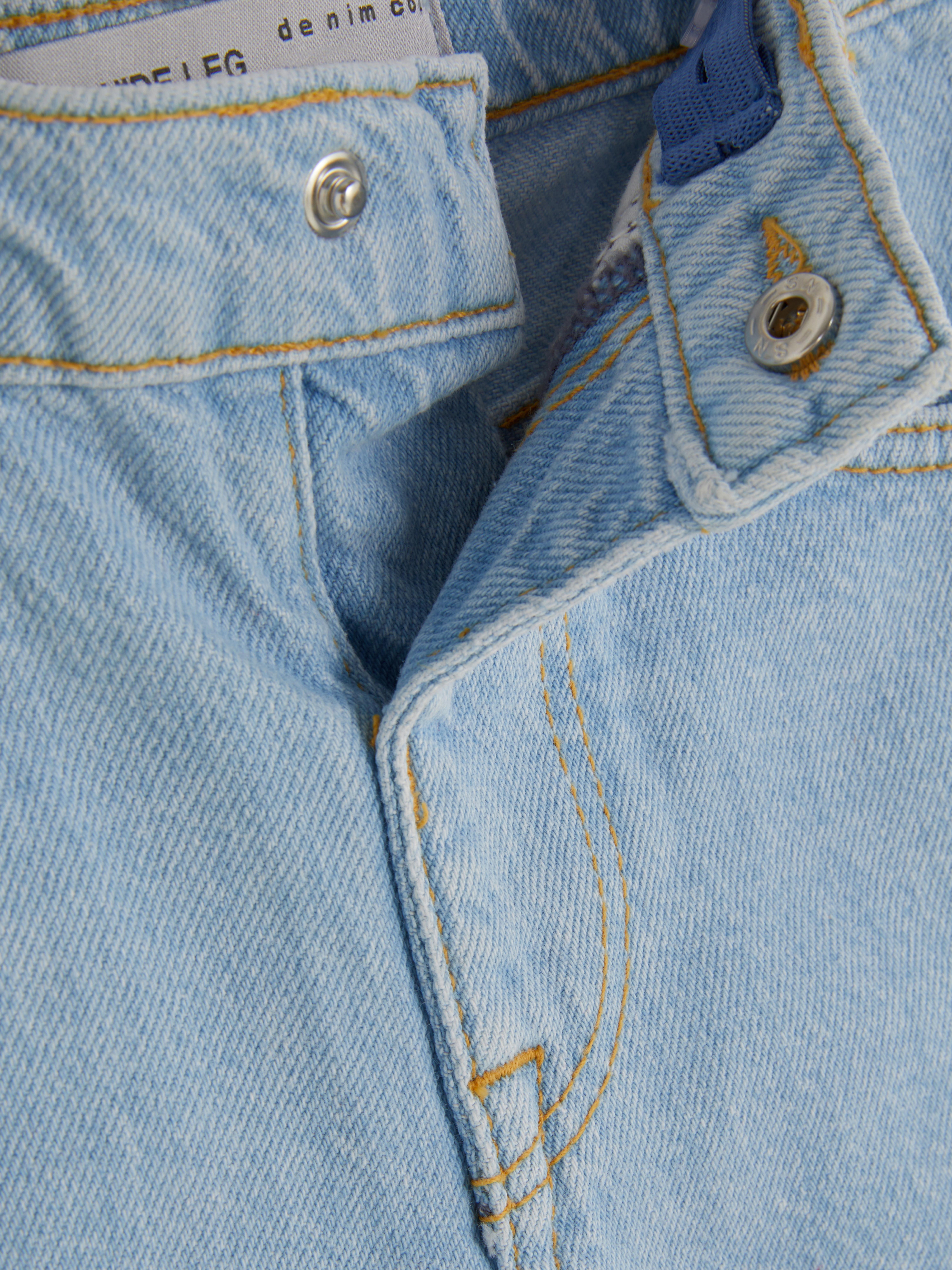 Wide Leg Jeans