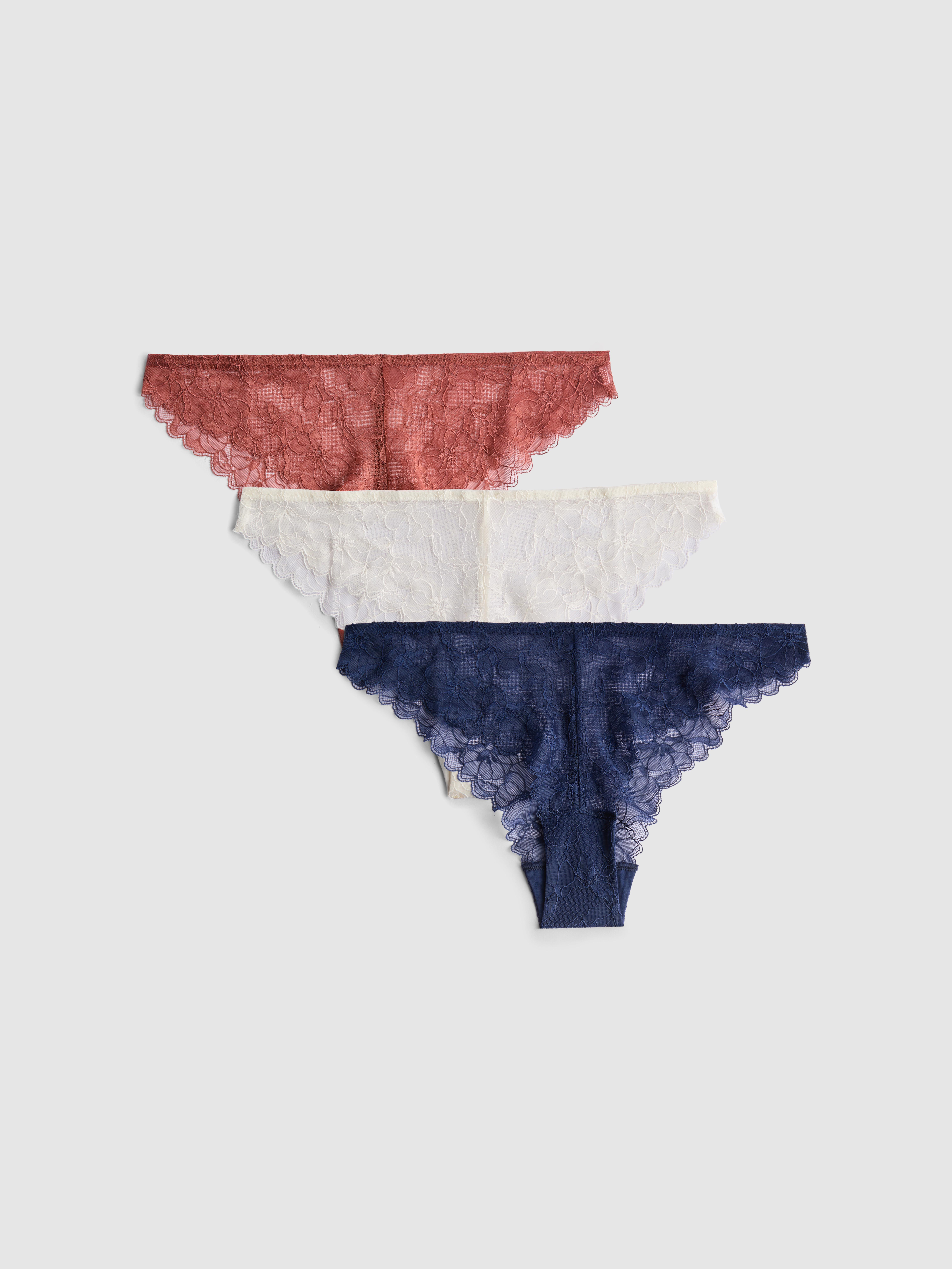 Lot de 3 culottes brésiliennes en dentelle