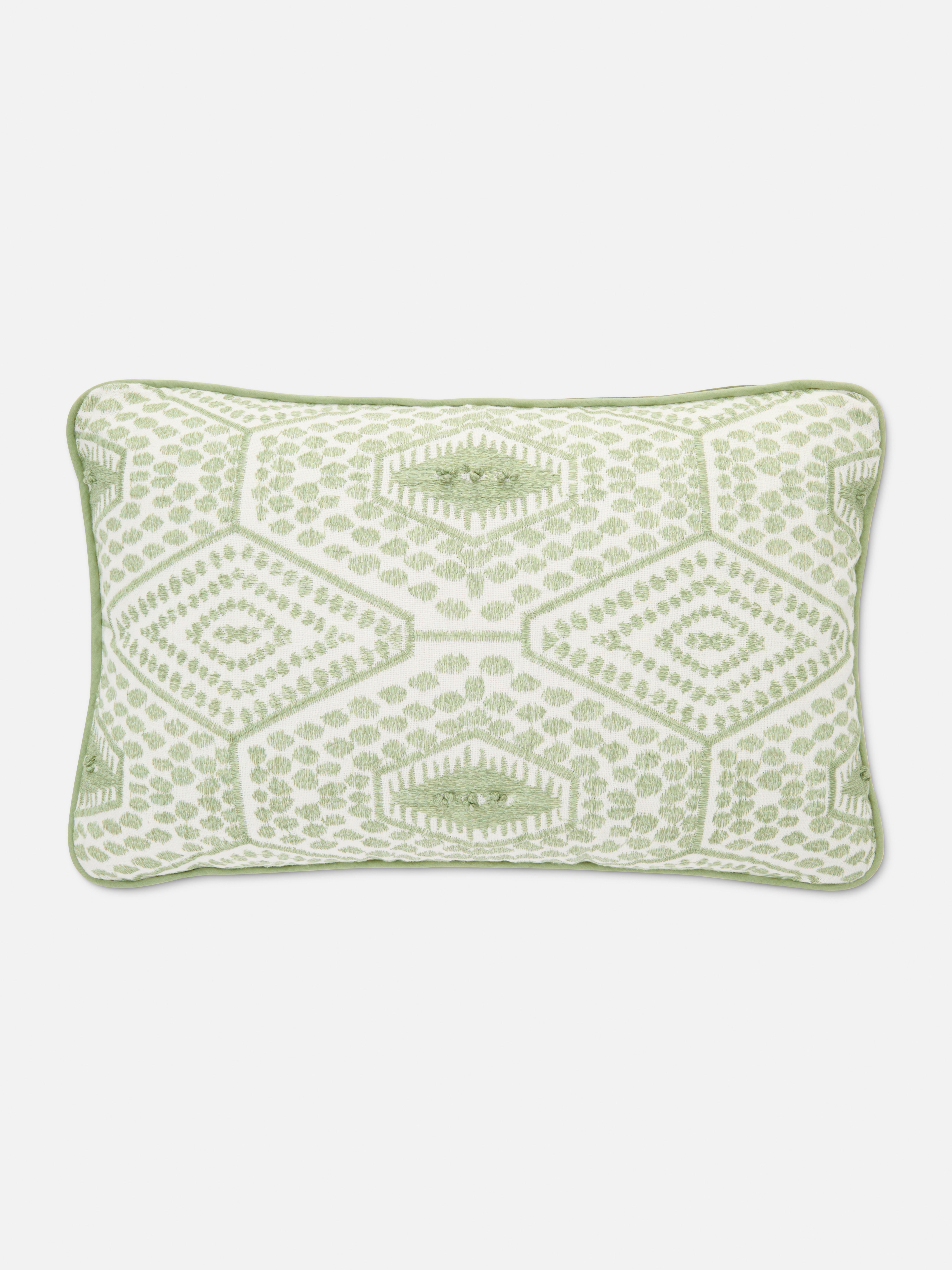 Coussin rectangulaire brodé The Edit