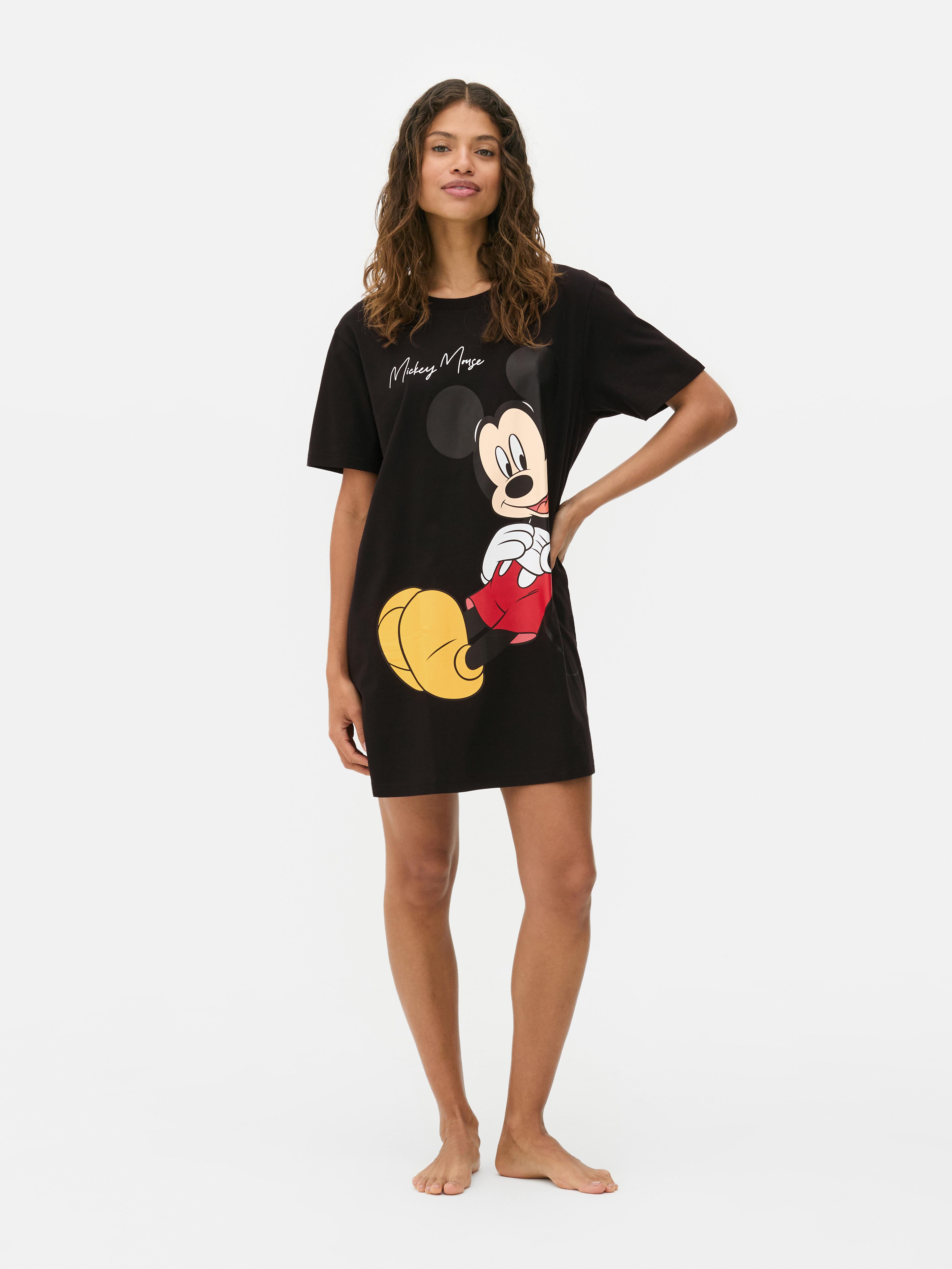 T-shirt dormir gráfica personagem Disney Preto