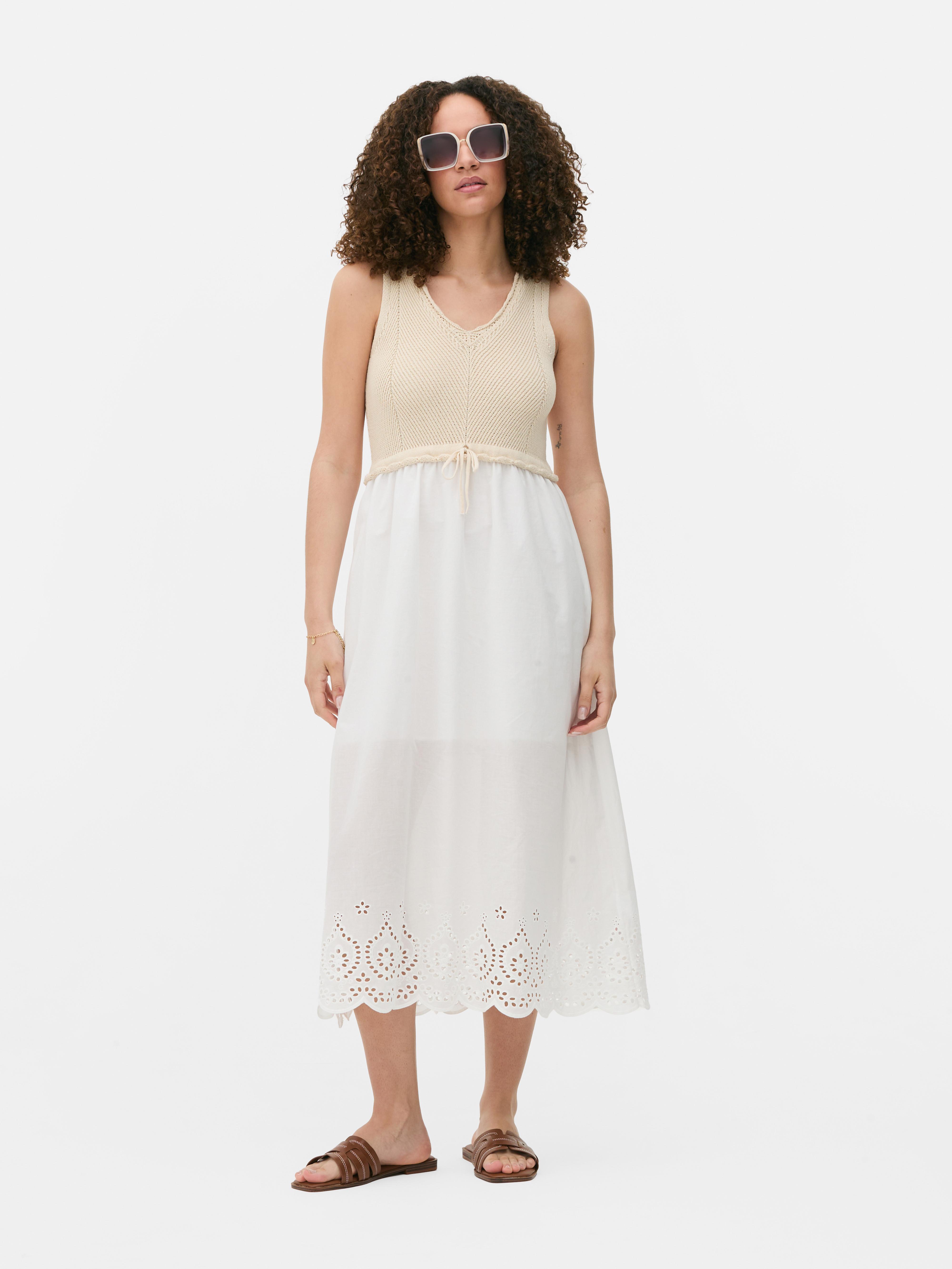 Maxikleid mit Lochstickerei