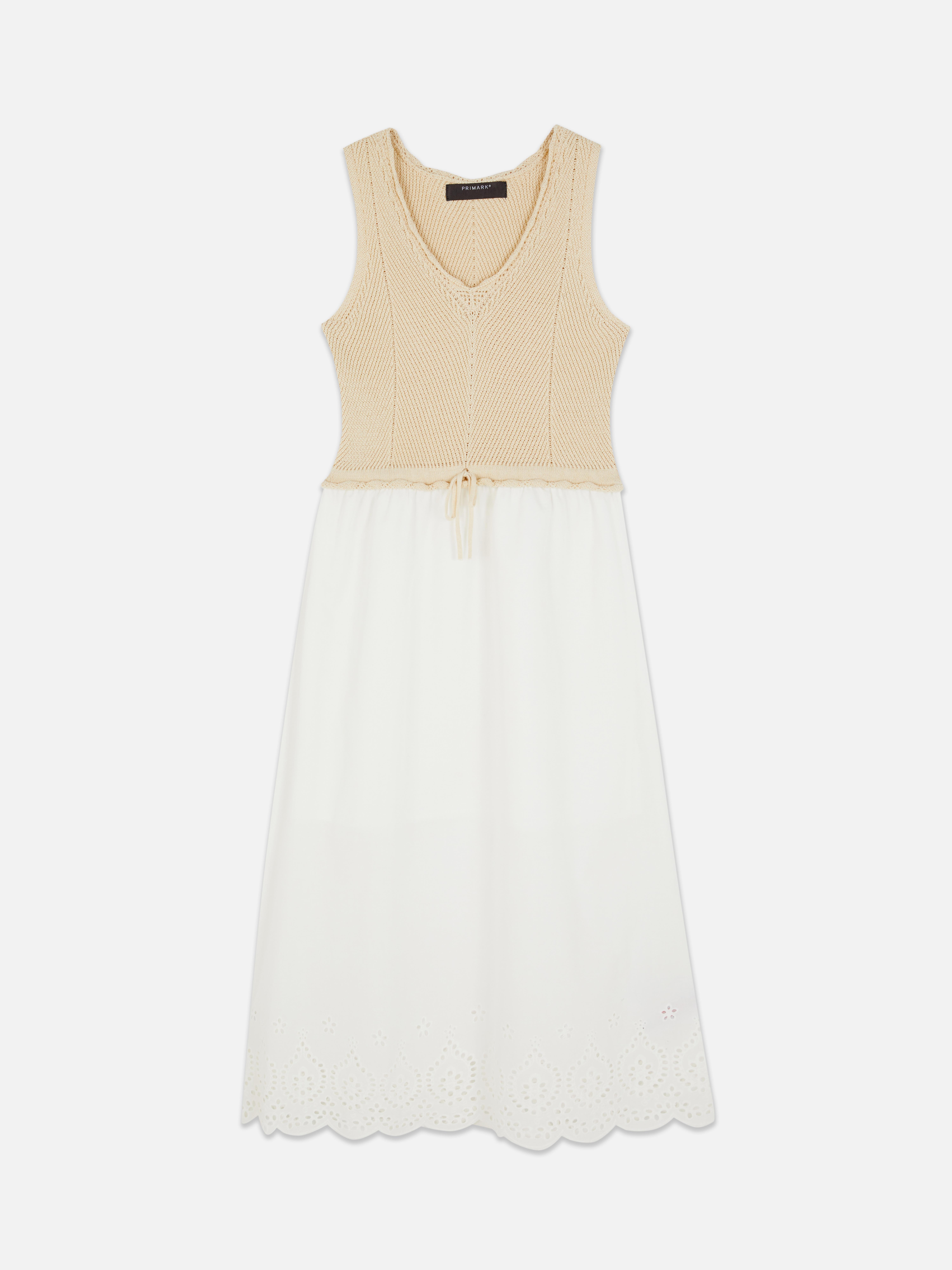 Maxikleid mit Lochstickerei