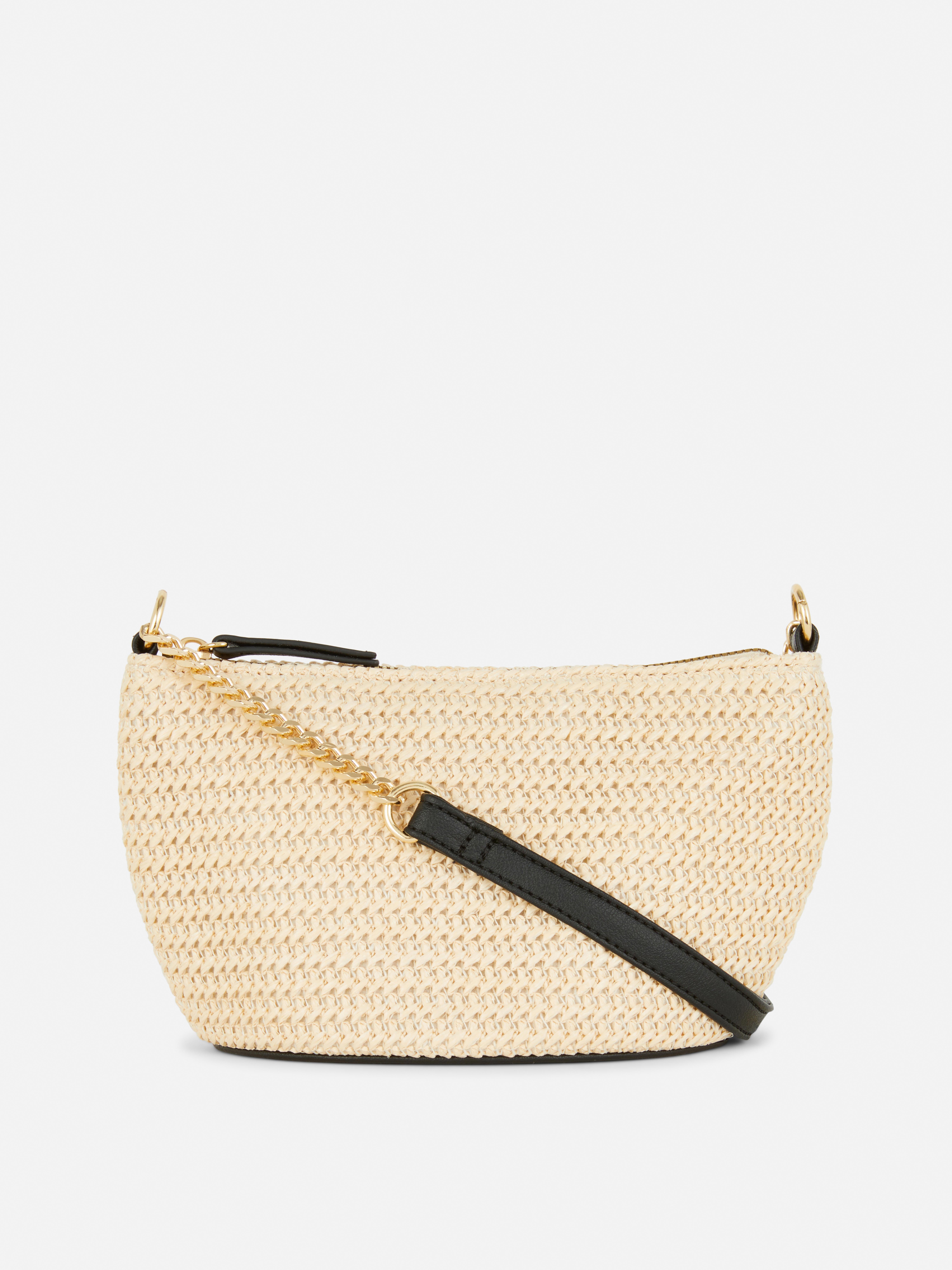 Slamená mini crossbody kabelka s retiazkovým detailom