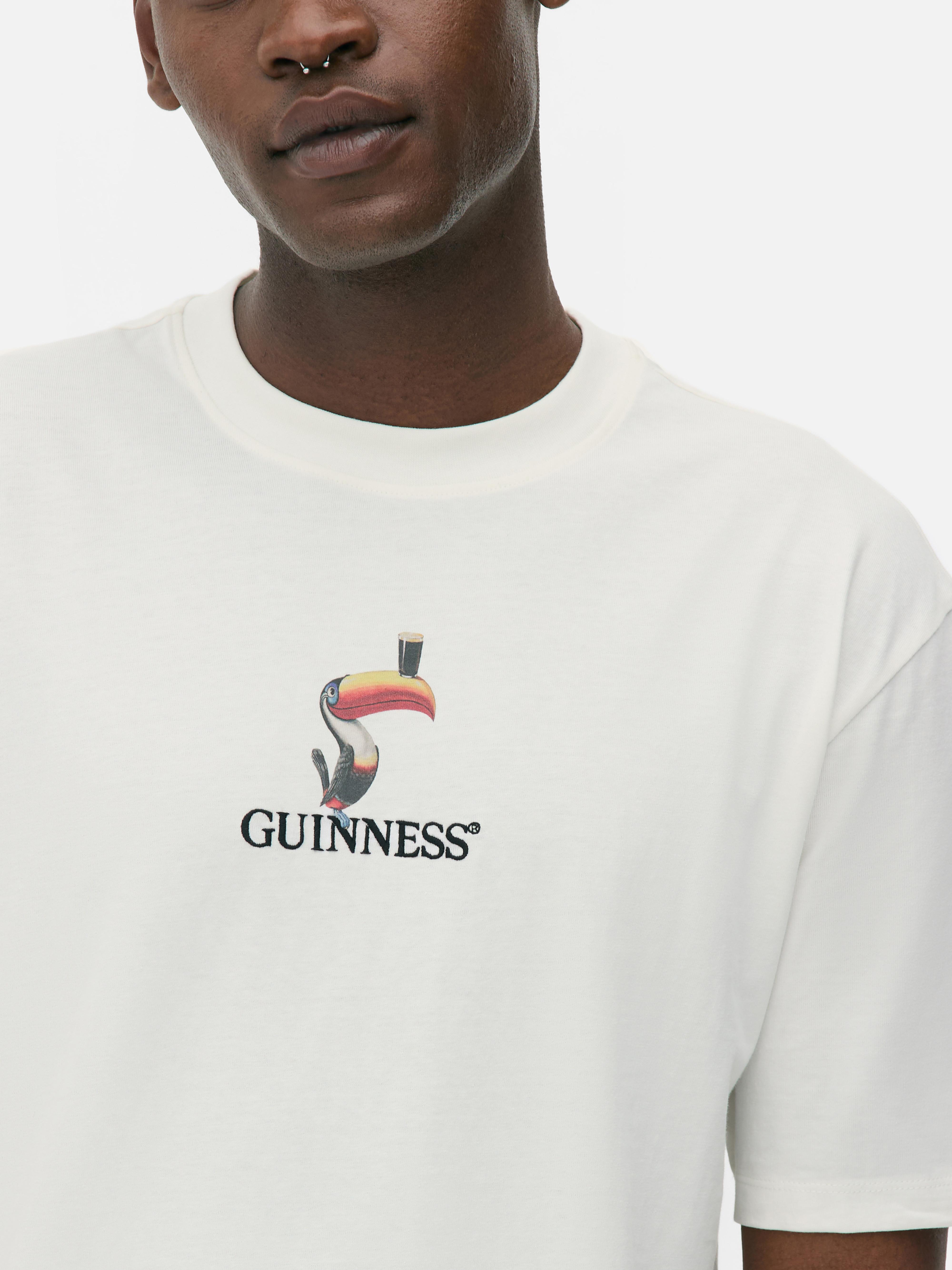 Guinness tukánmintás póló