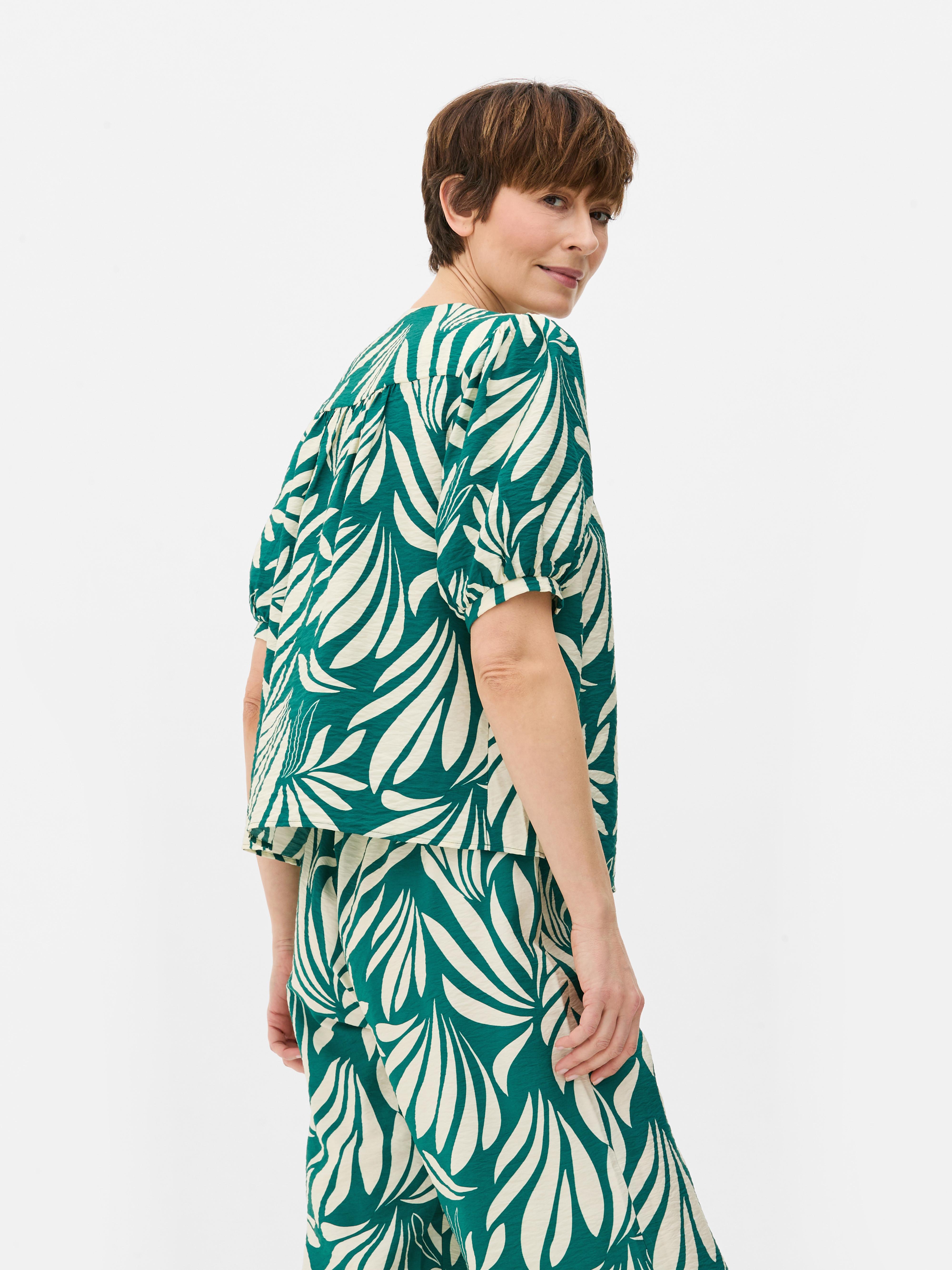 Patterned Short Sleeve Blouse