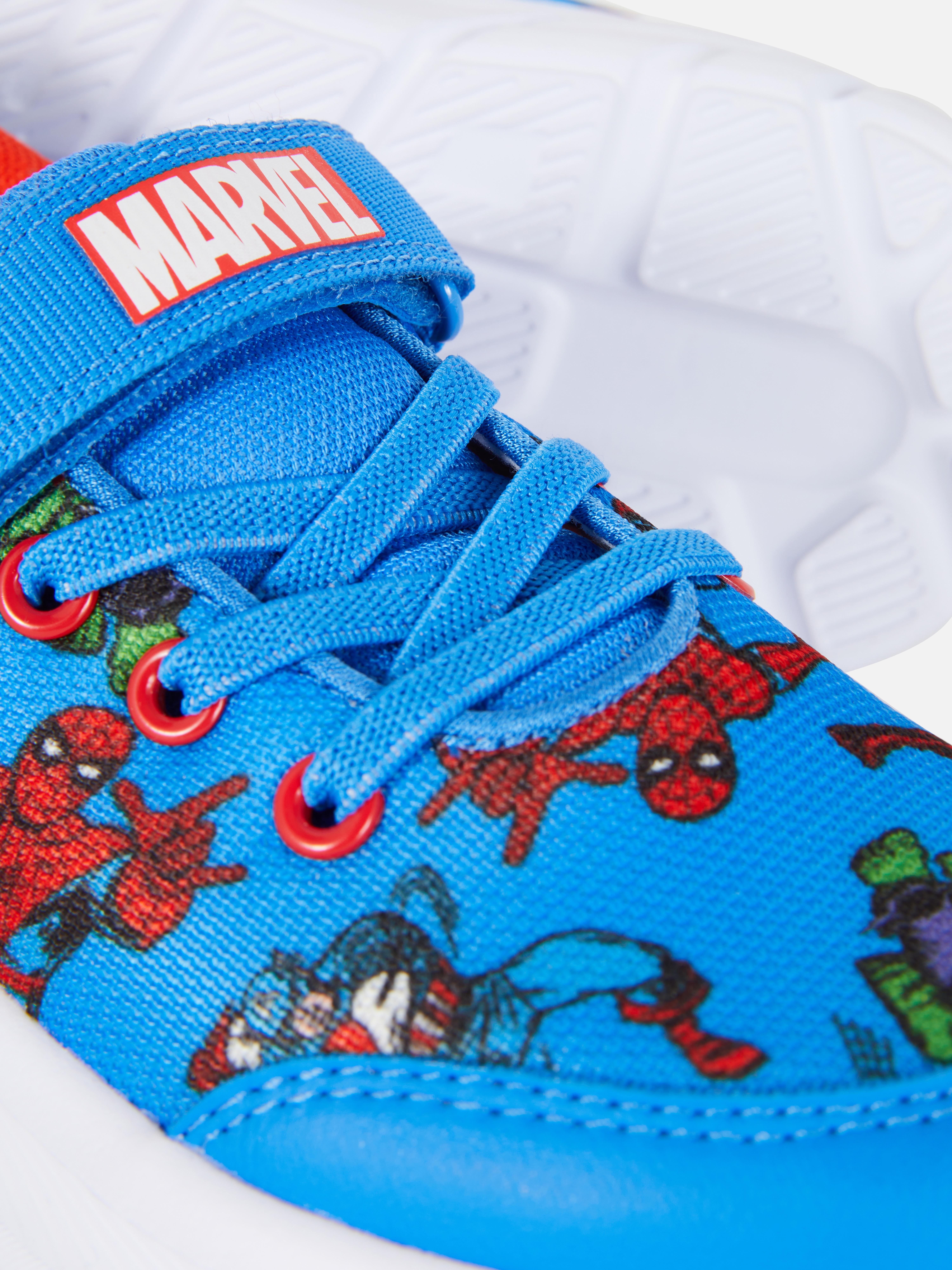 Buty sportowe z niską cholewką z motywem Marvela