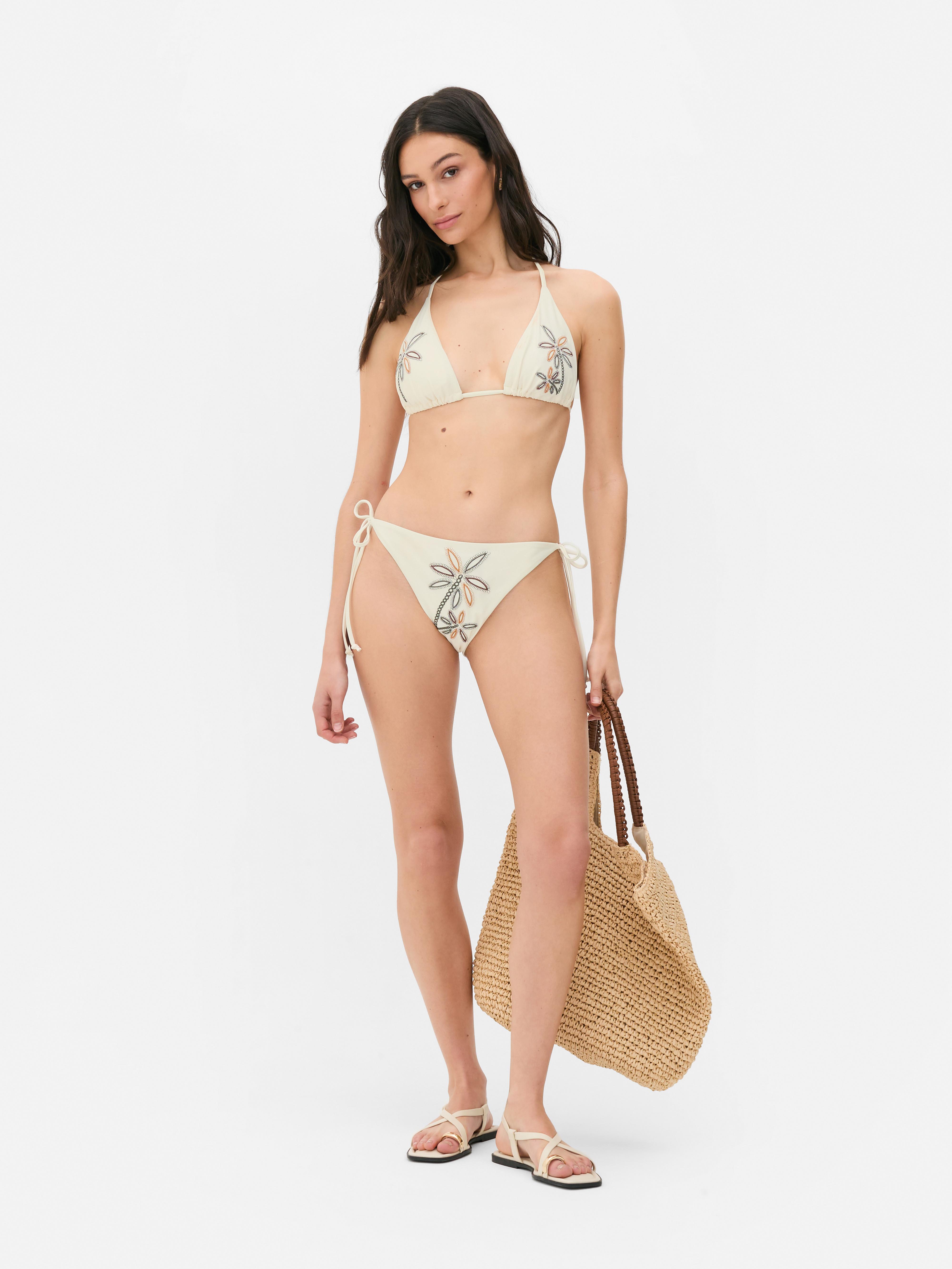 Slip bikini ricamati Paula Echevarría