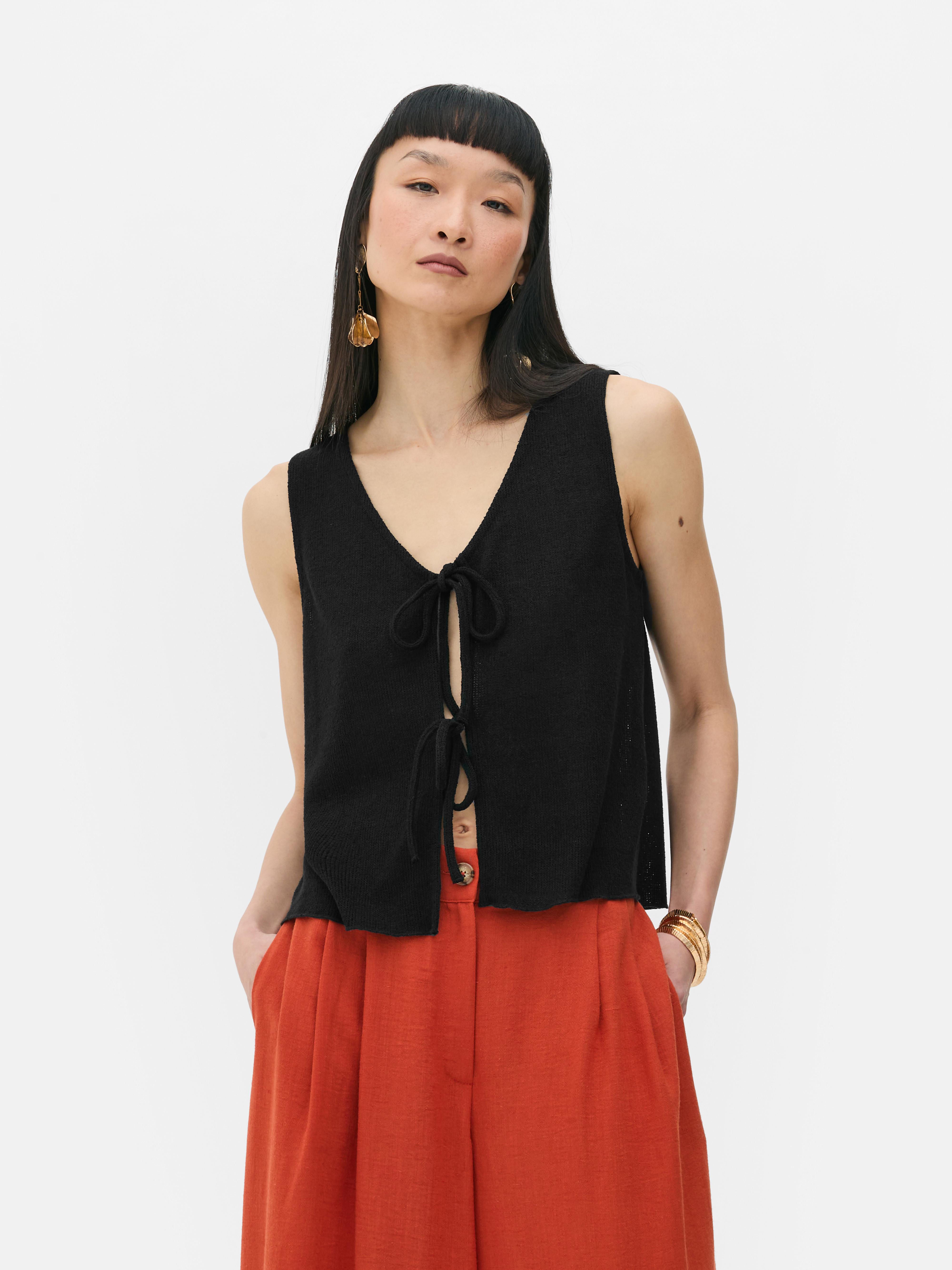 Gilet de costume à nouer sur le devant