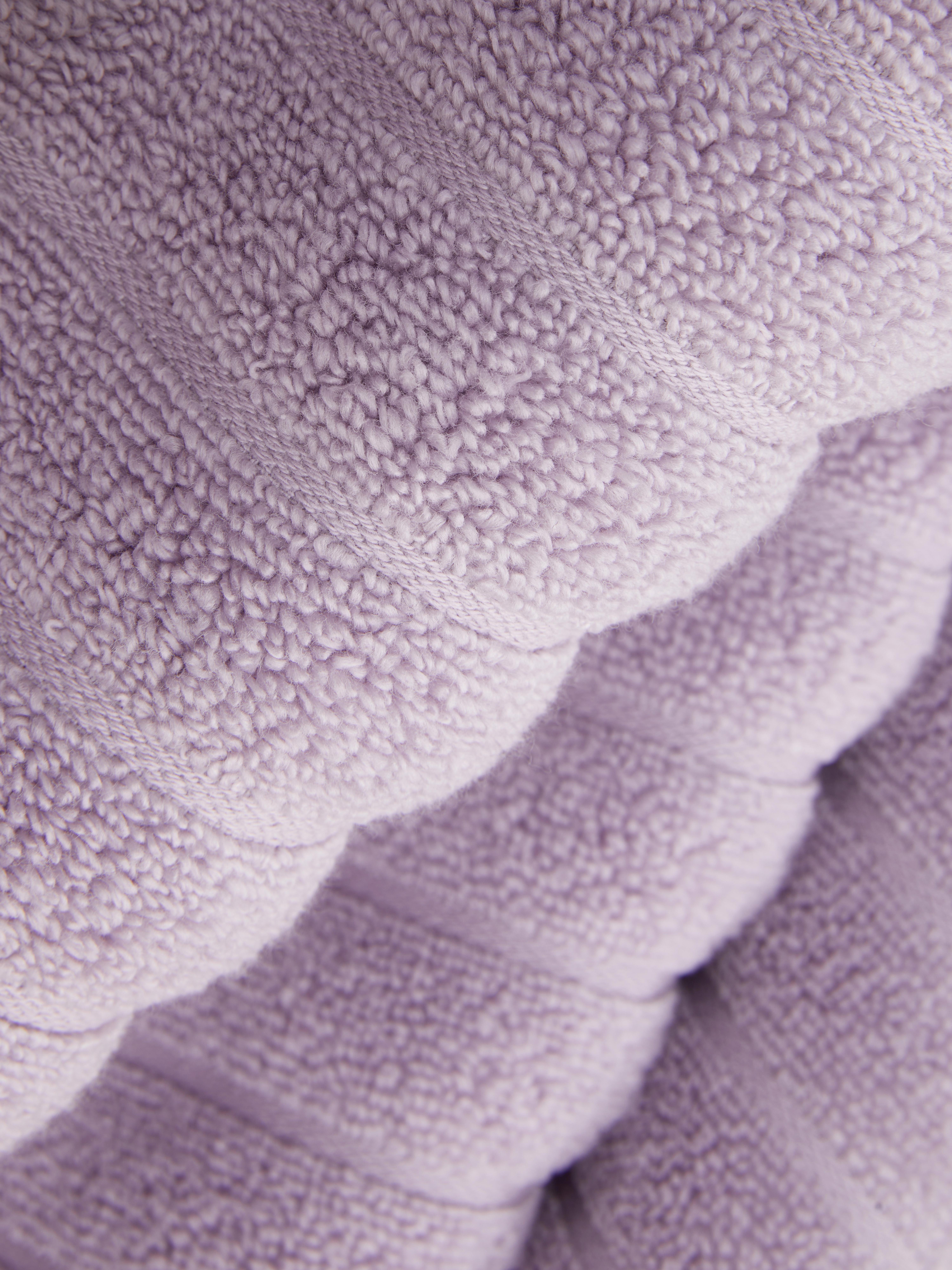 Extra Large Ribbed Bath Towel
