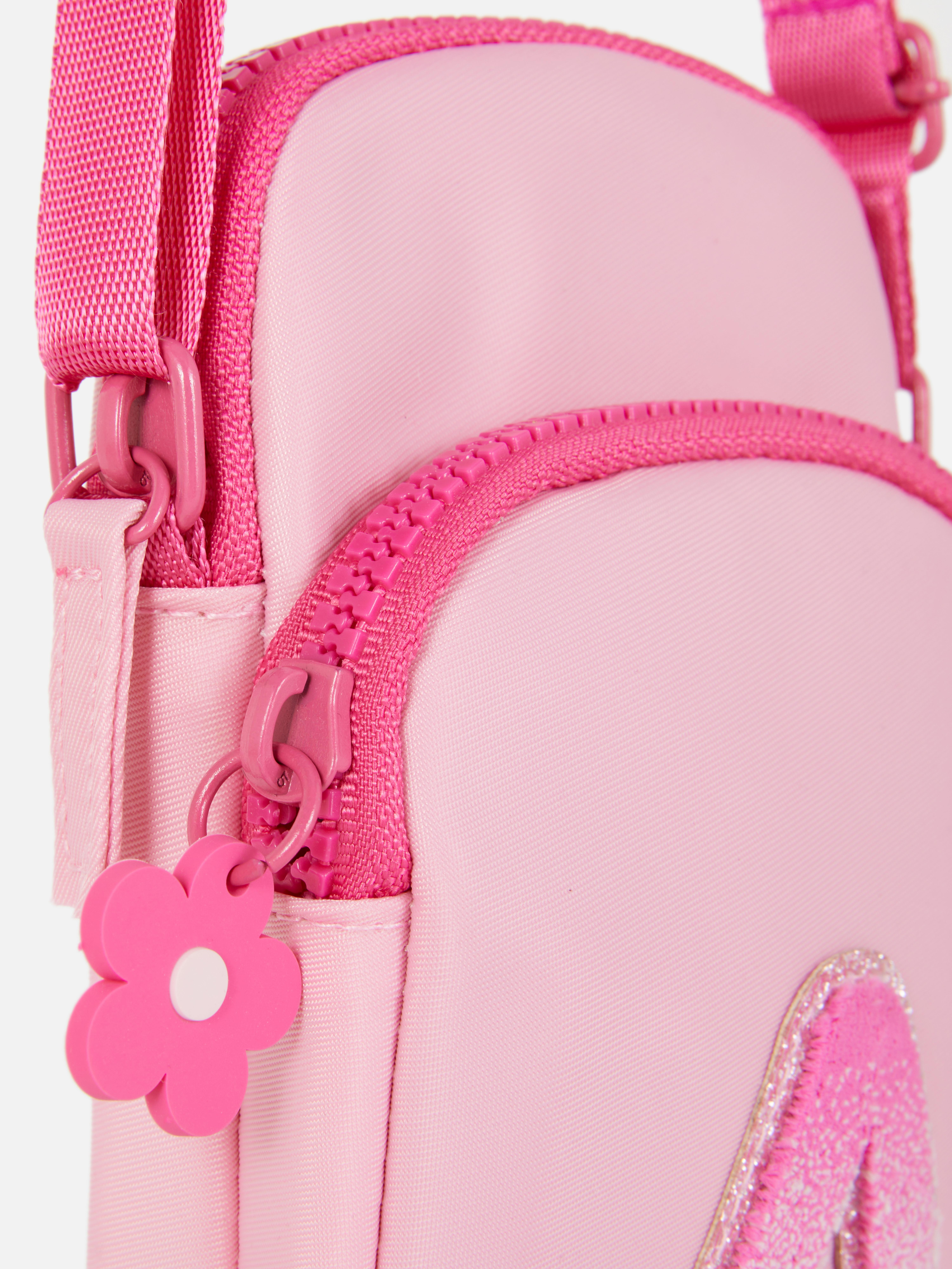 Crossbody kabelka na telefon s iniciálou