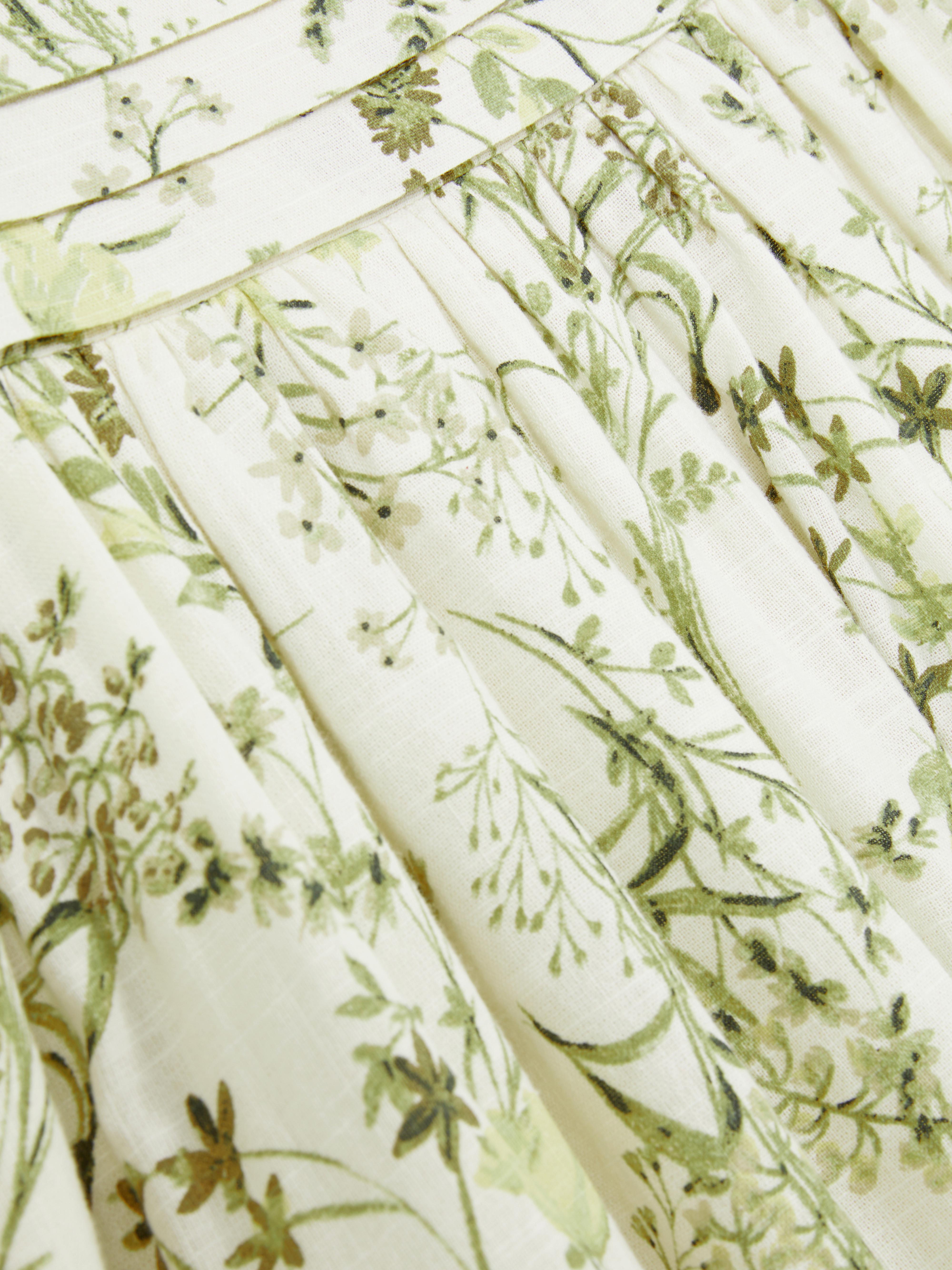 Rochie cu mânecă bufantă și model floral
