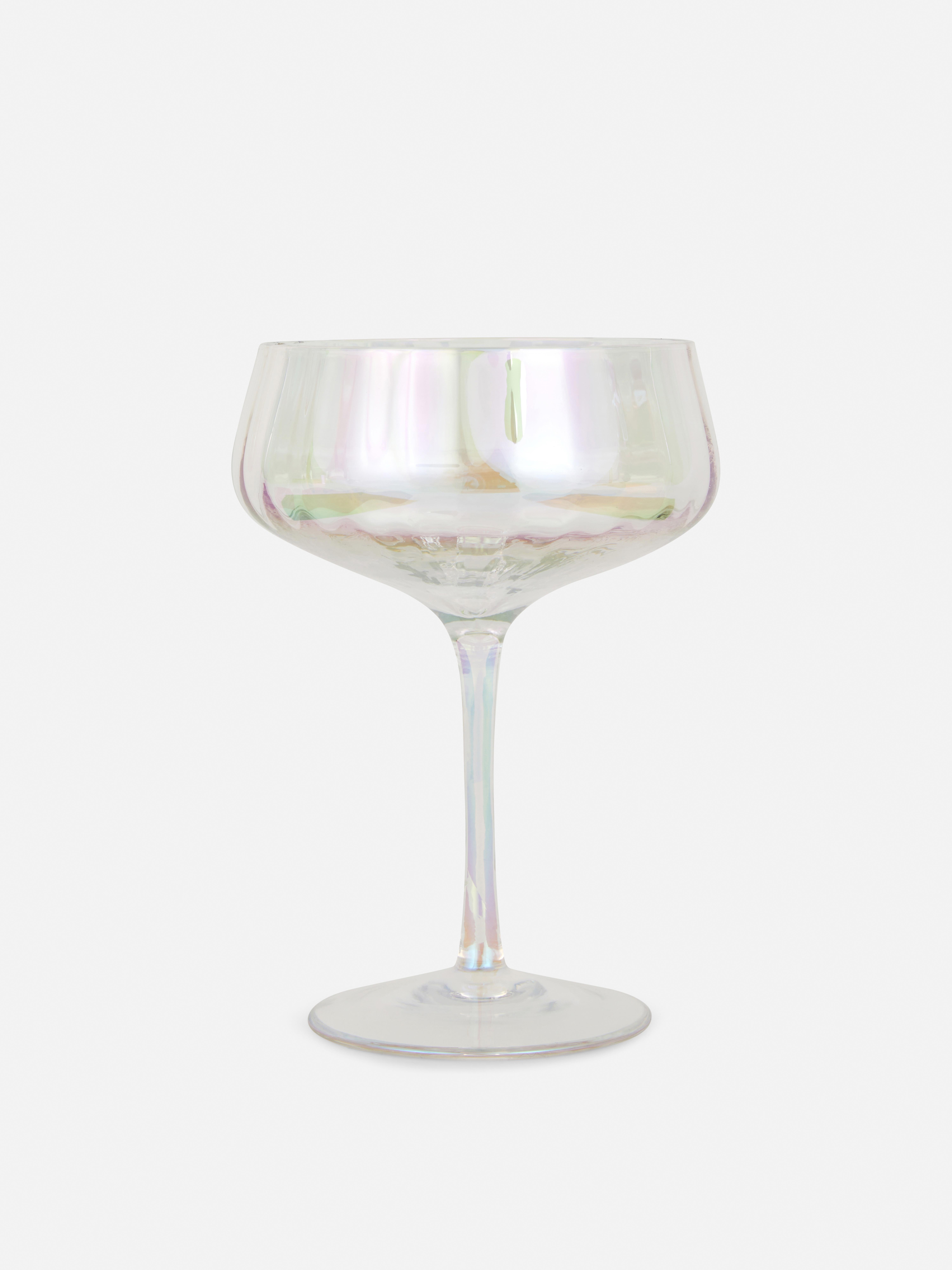 Schimmerndes Coupé-Glas