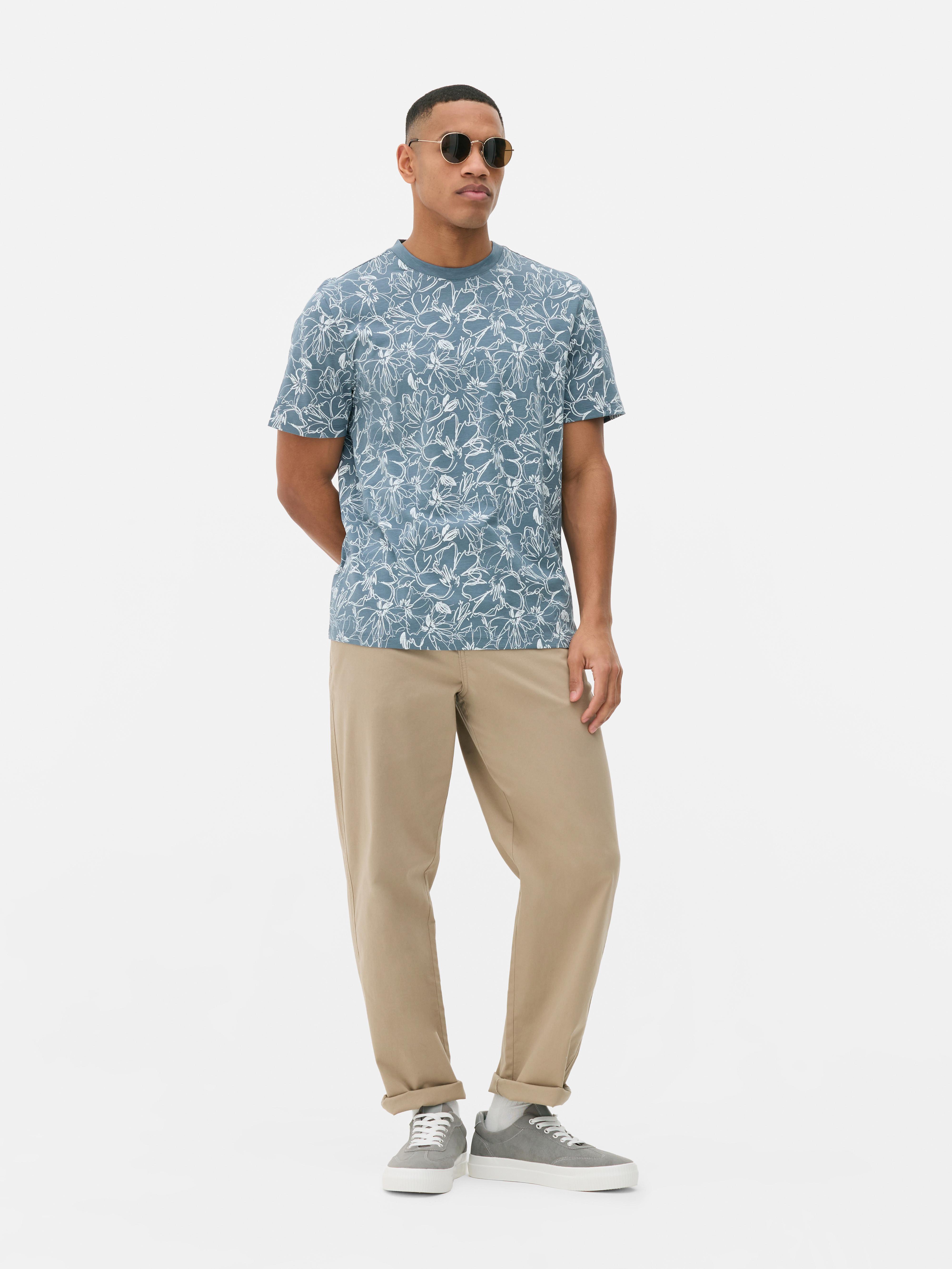 T-shirt à manches courtes et esquisse florale