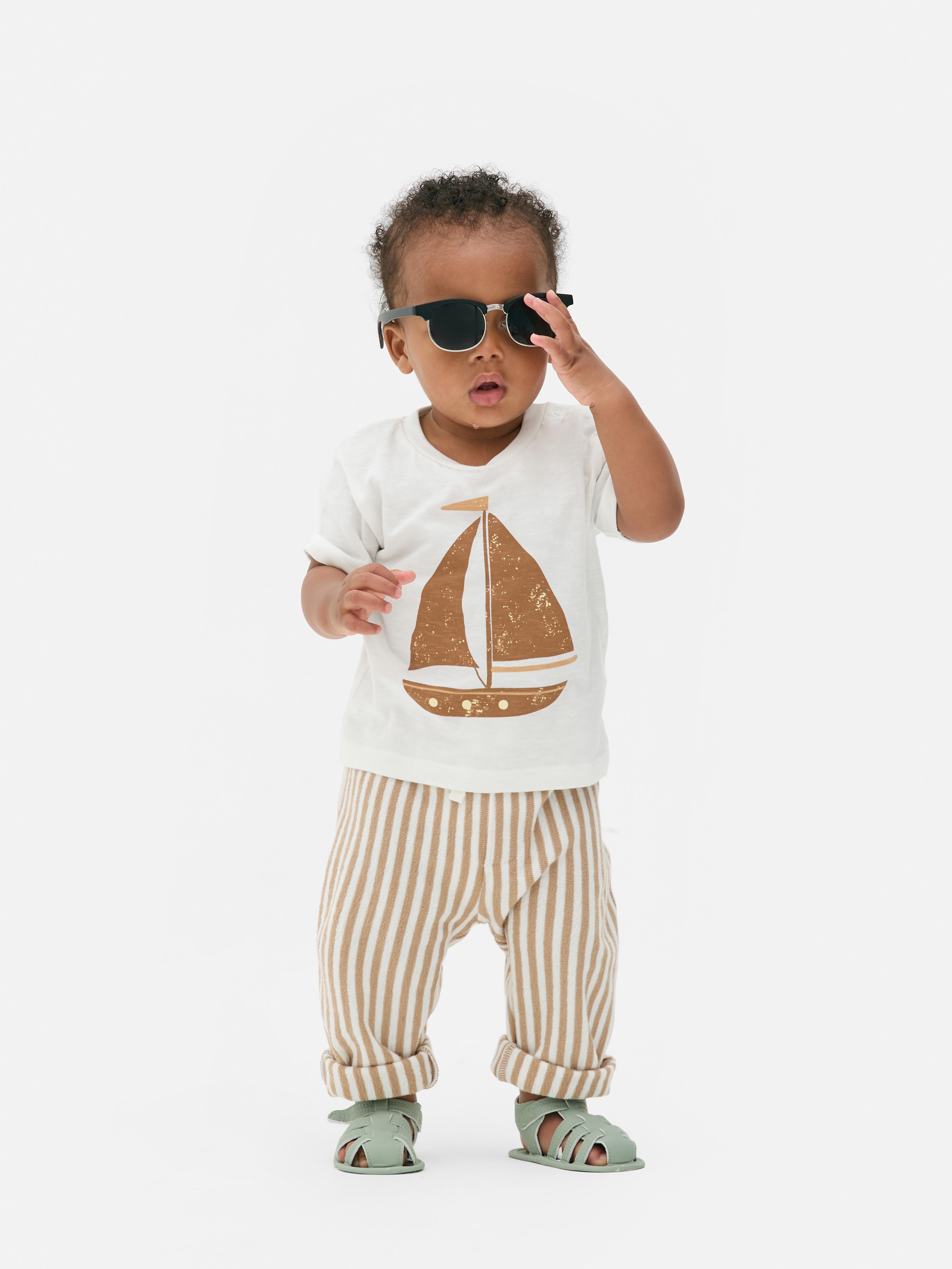 Set van T-shirt met bootprint en gestreepte broek