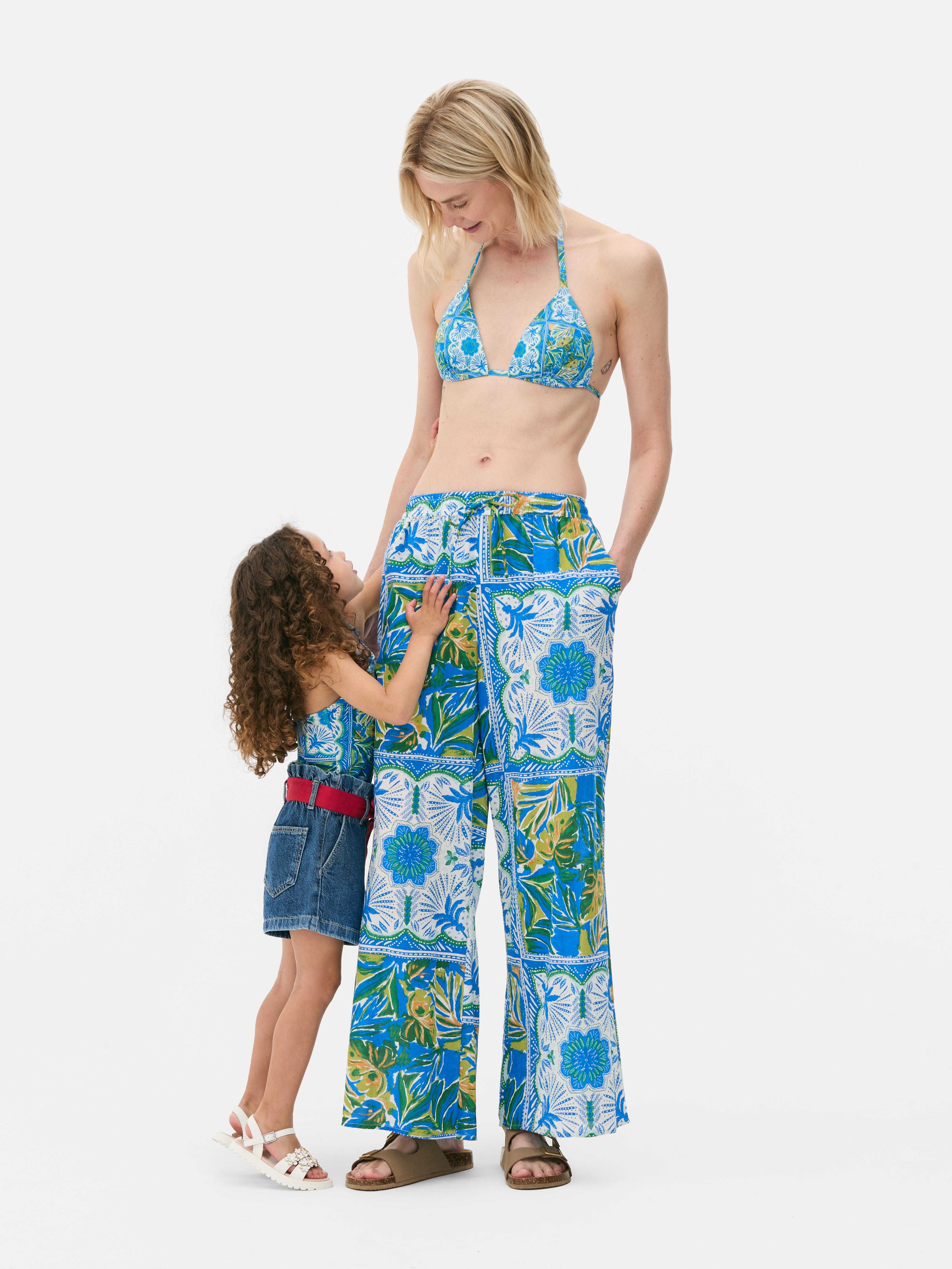 Pantaloncini jeans con cintura annodata