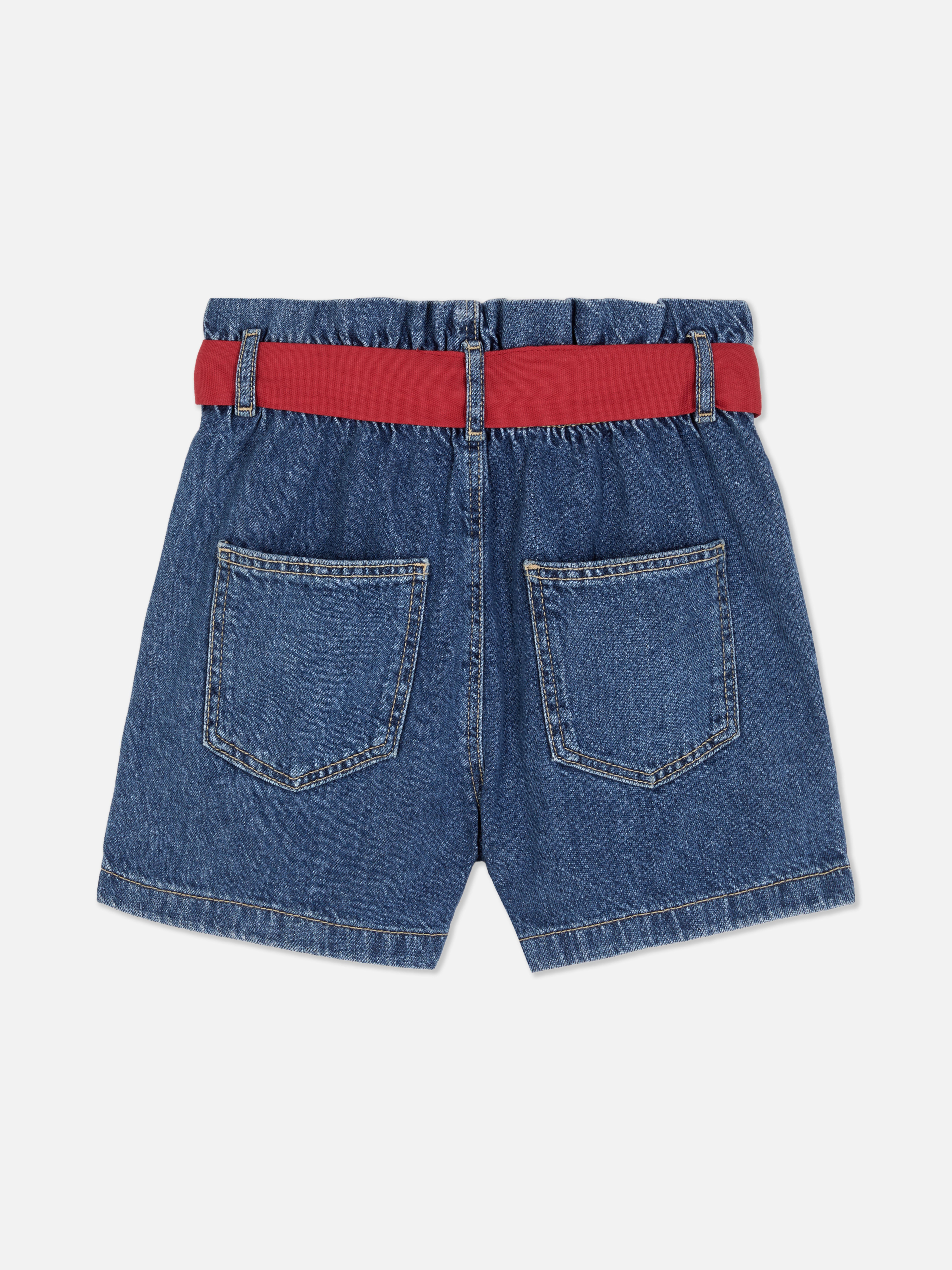 Pantaloncini jeans con cintura annodata