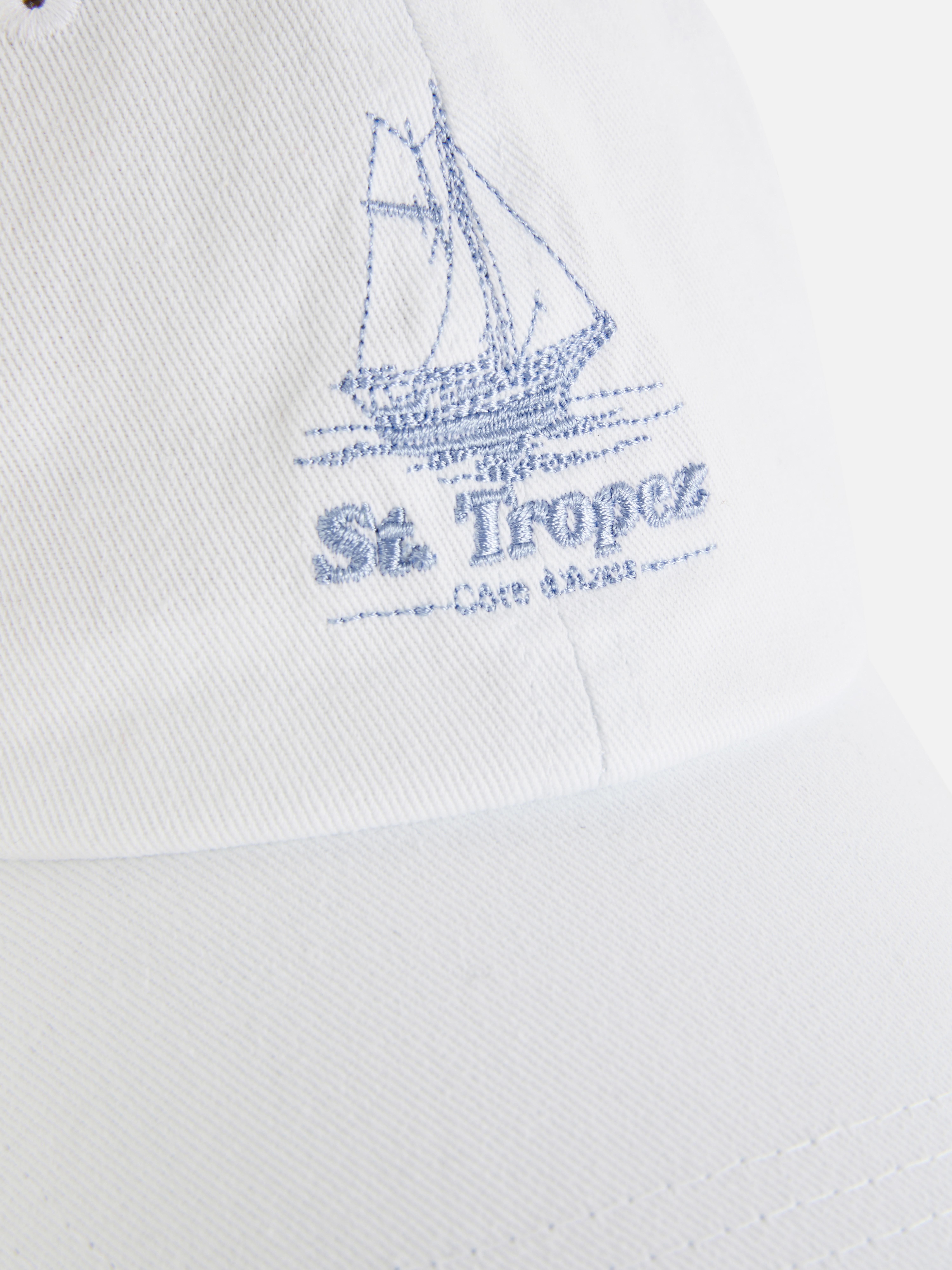 Pet St. Tropez