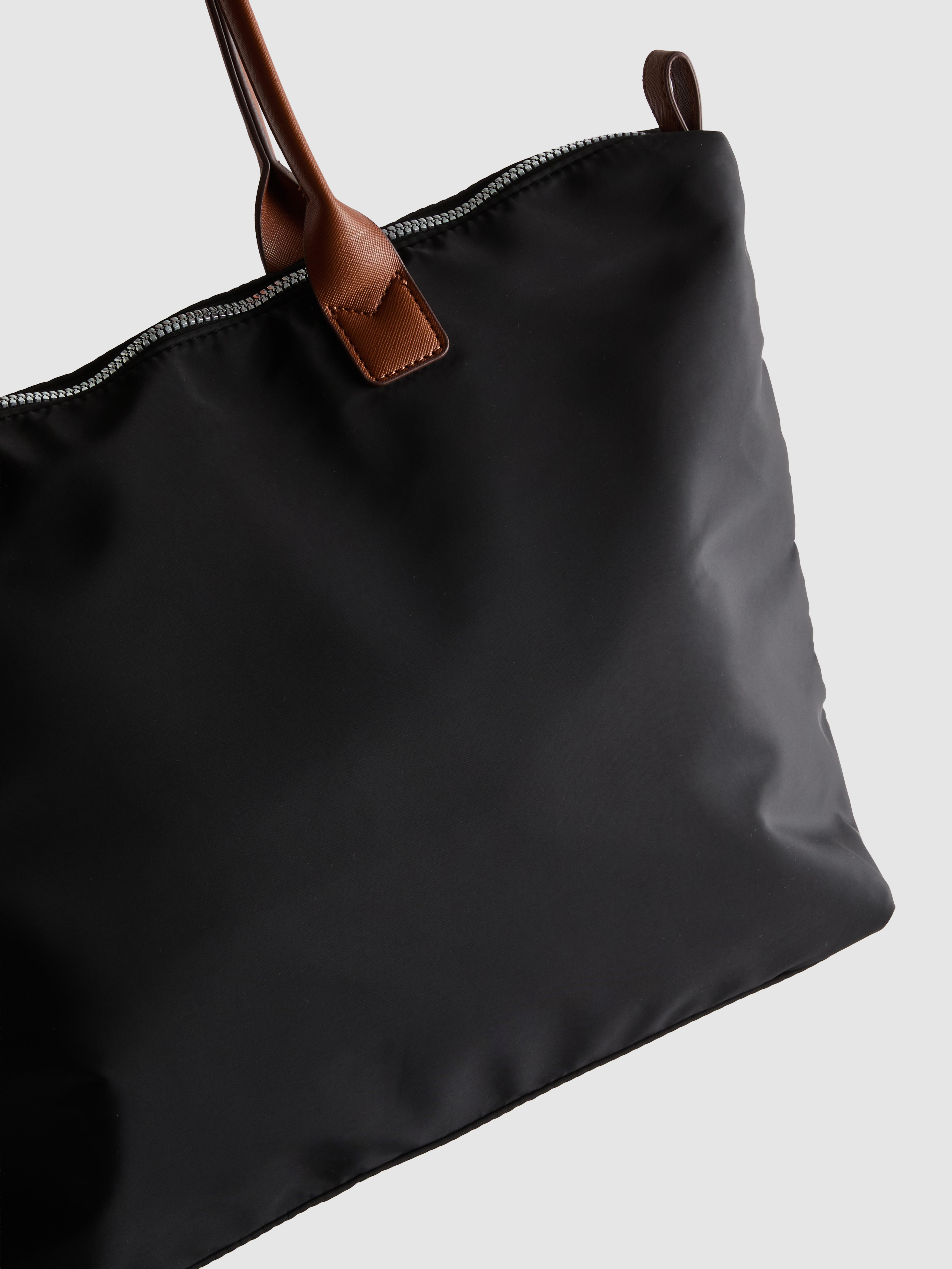 Women's Black Dual Handle Shoppe