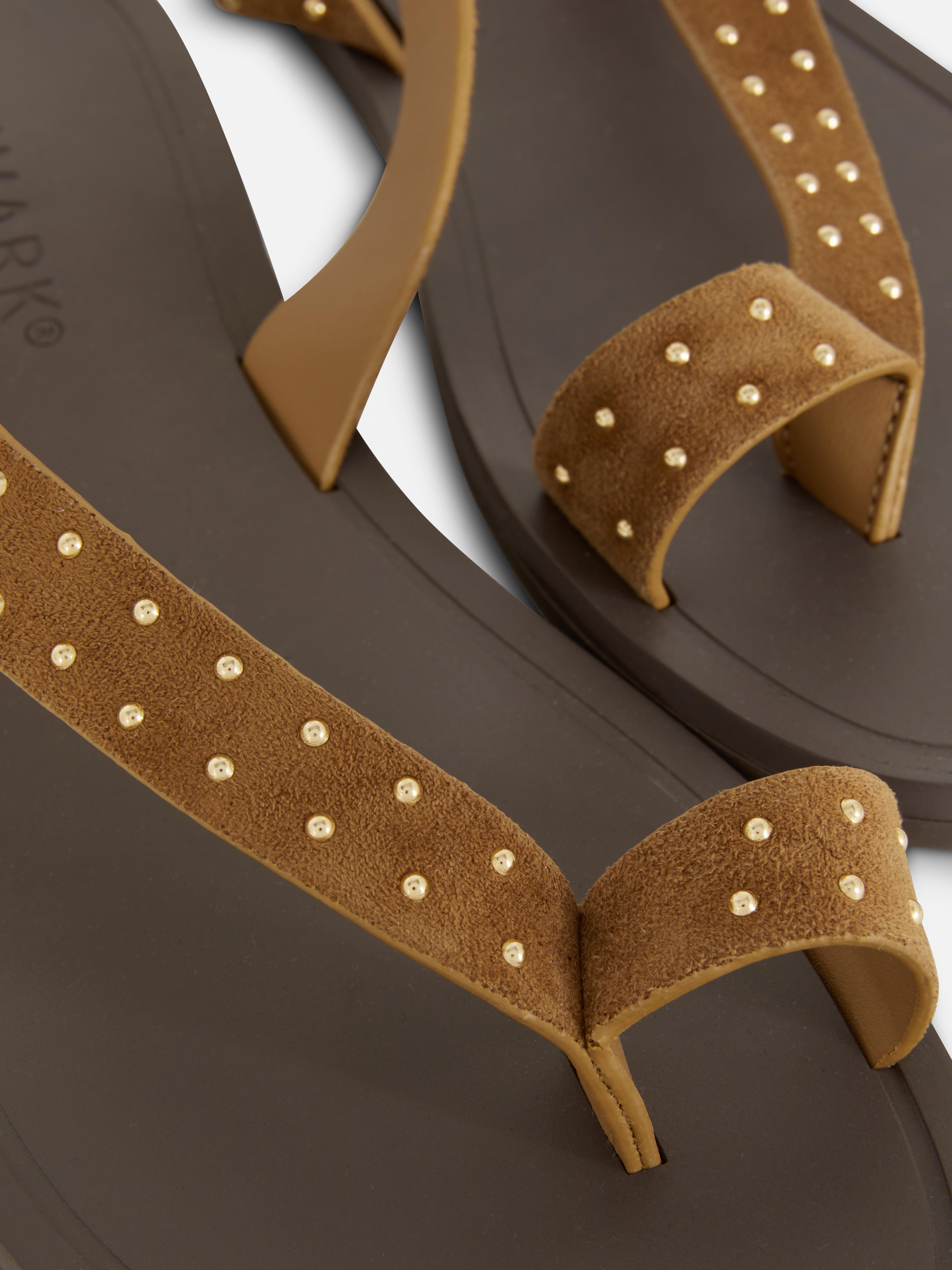 Sandalen met studs en teenlus Rita Ora