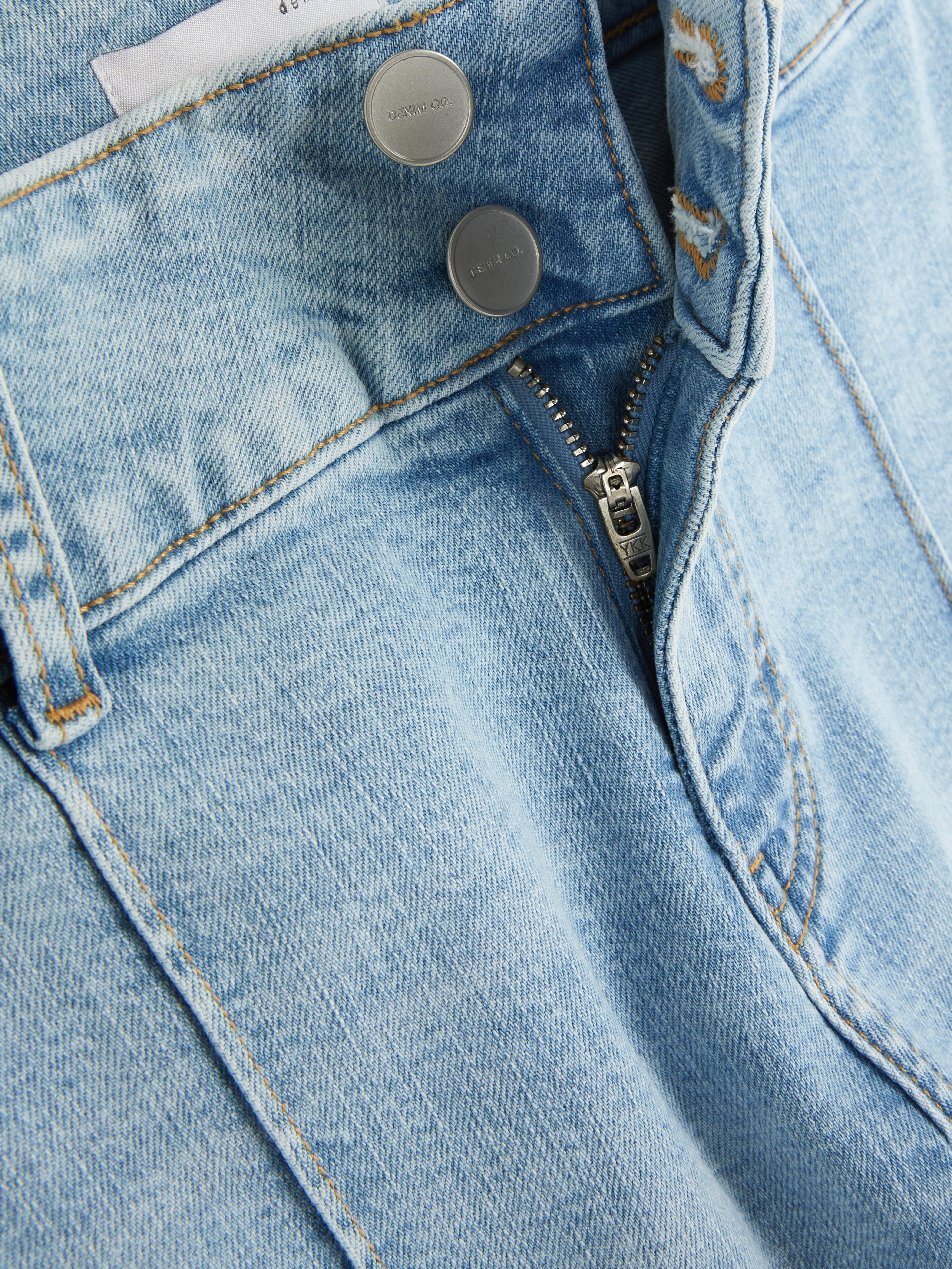 Flared Pintuck Jeans