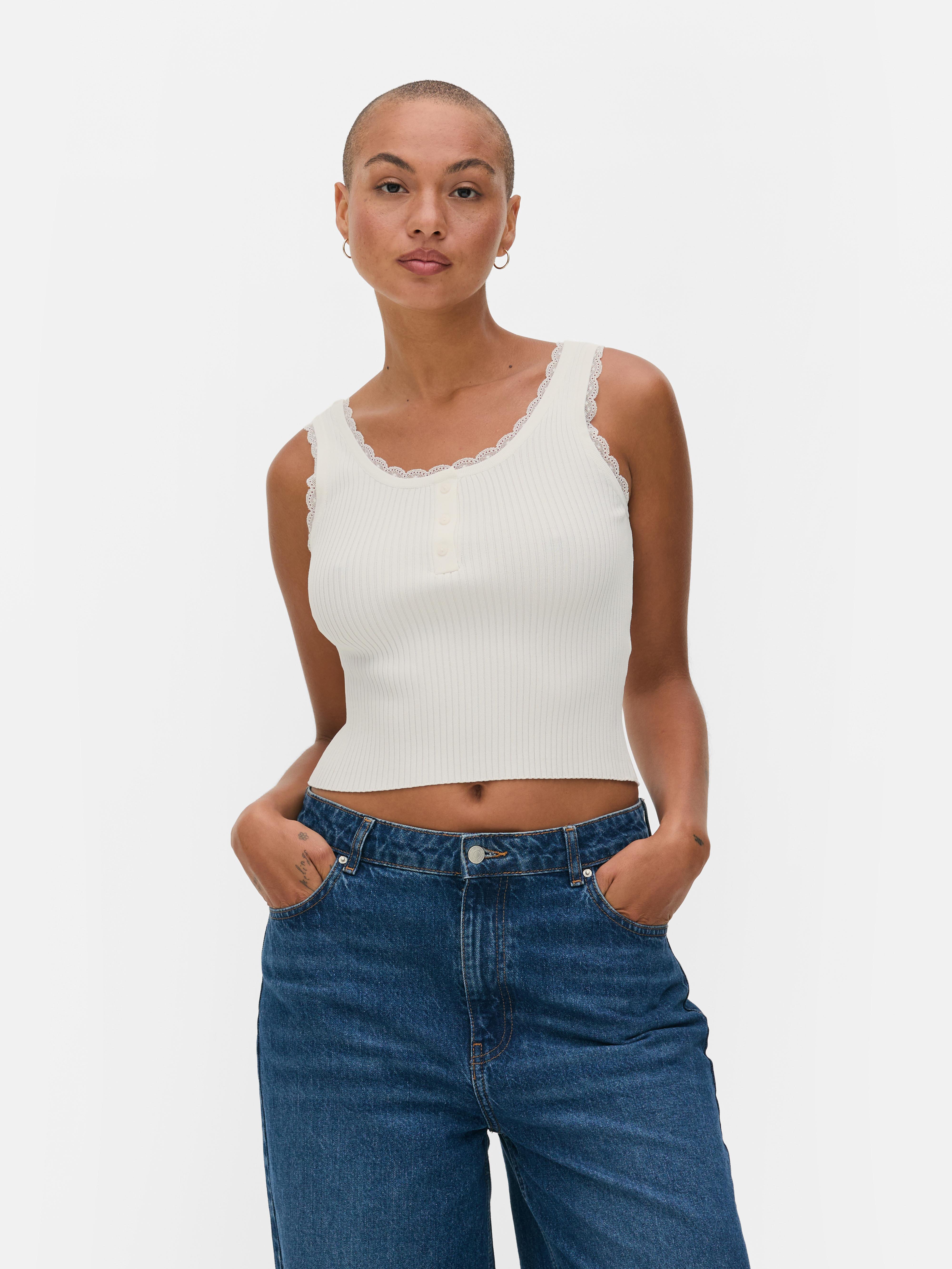 Camiseta sin mangas acanalada con ribete de encaje Color marfil