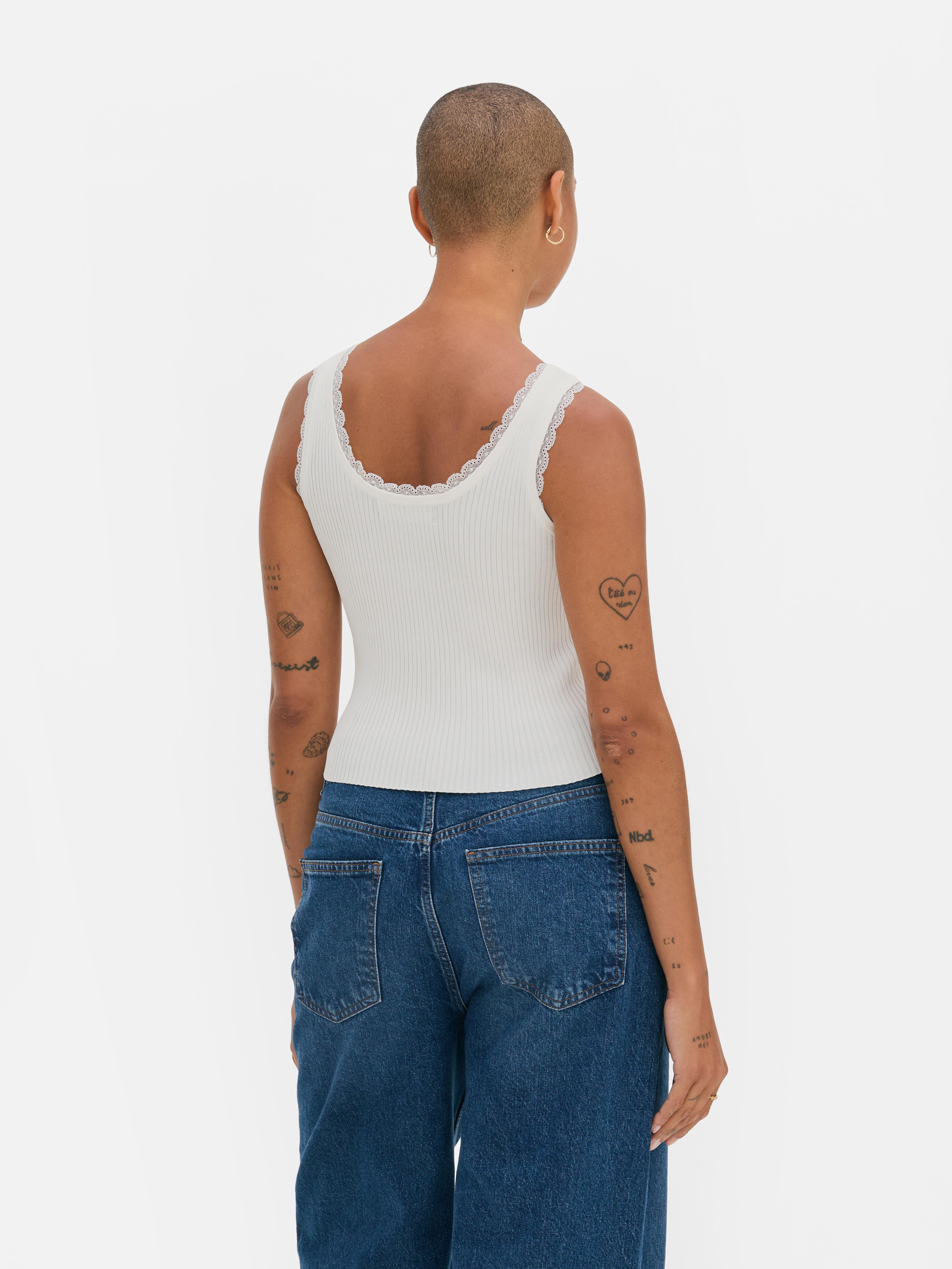 Camiseta sin mangas acanalada con ribete de encaje