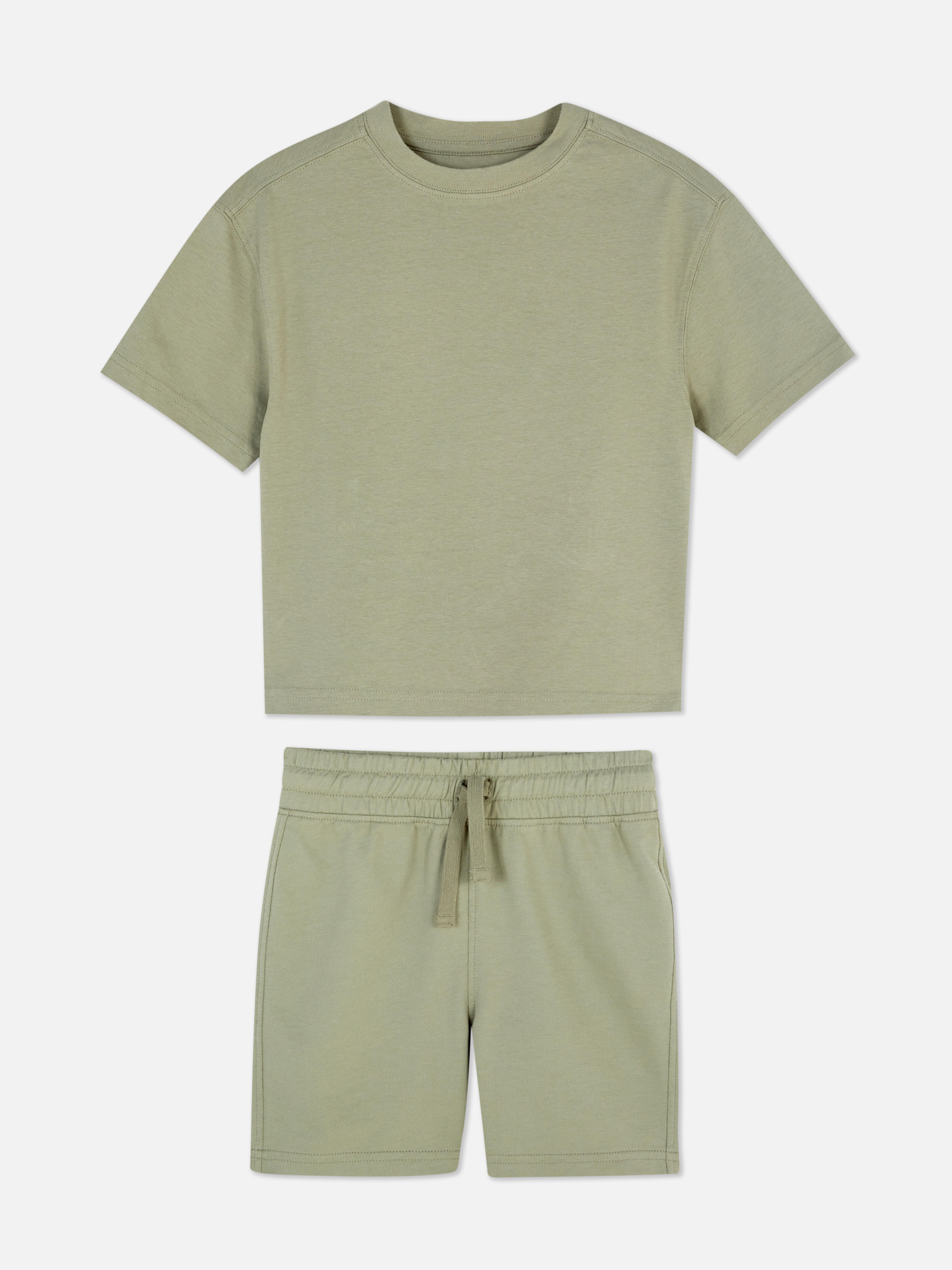 Conjunto de camiseta y pantalones cortos
