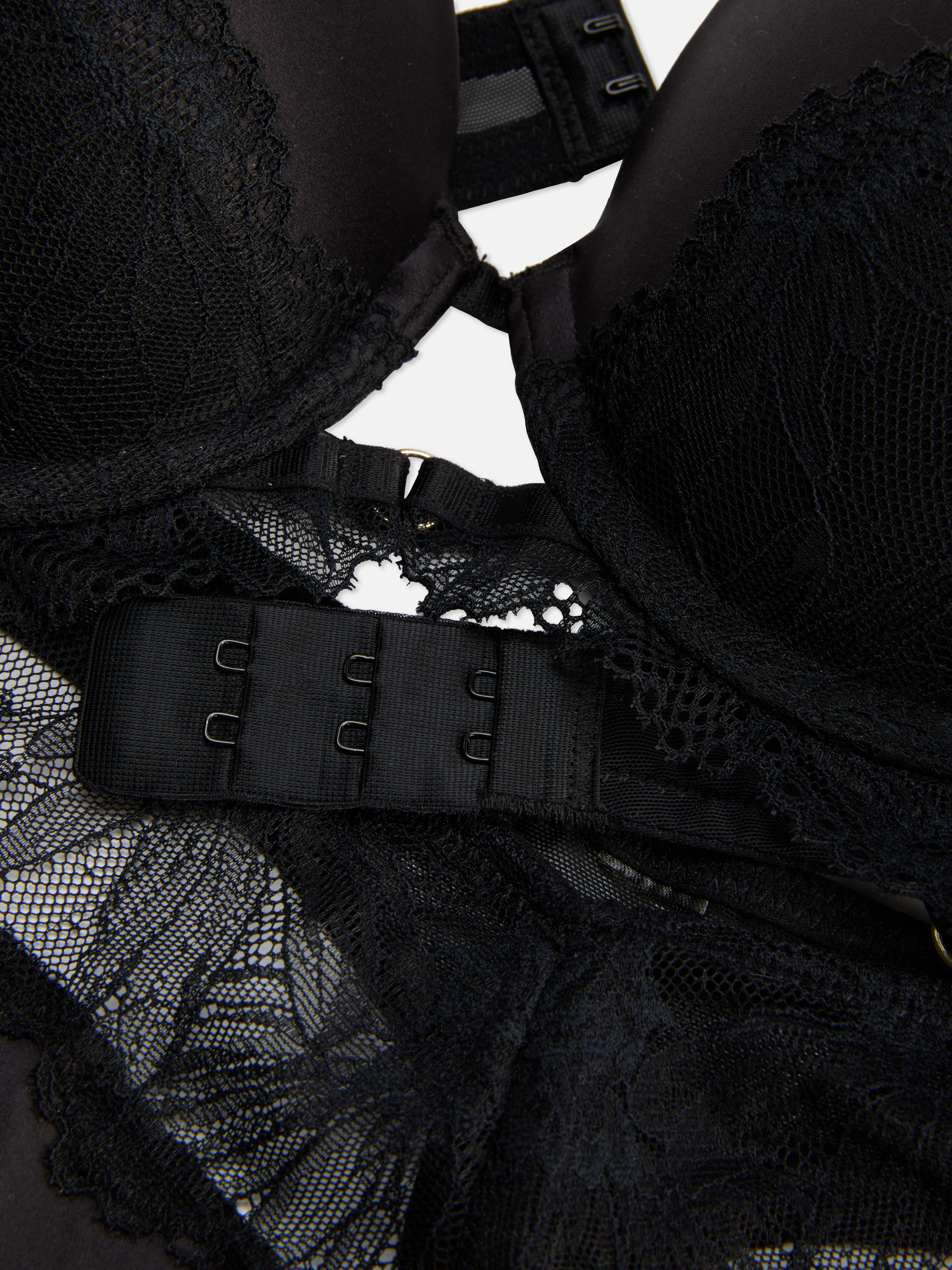 Satin Lace Maximise Set