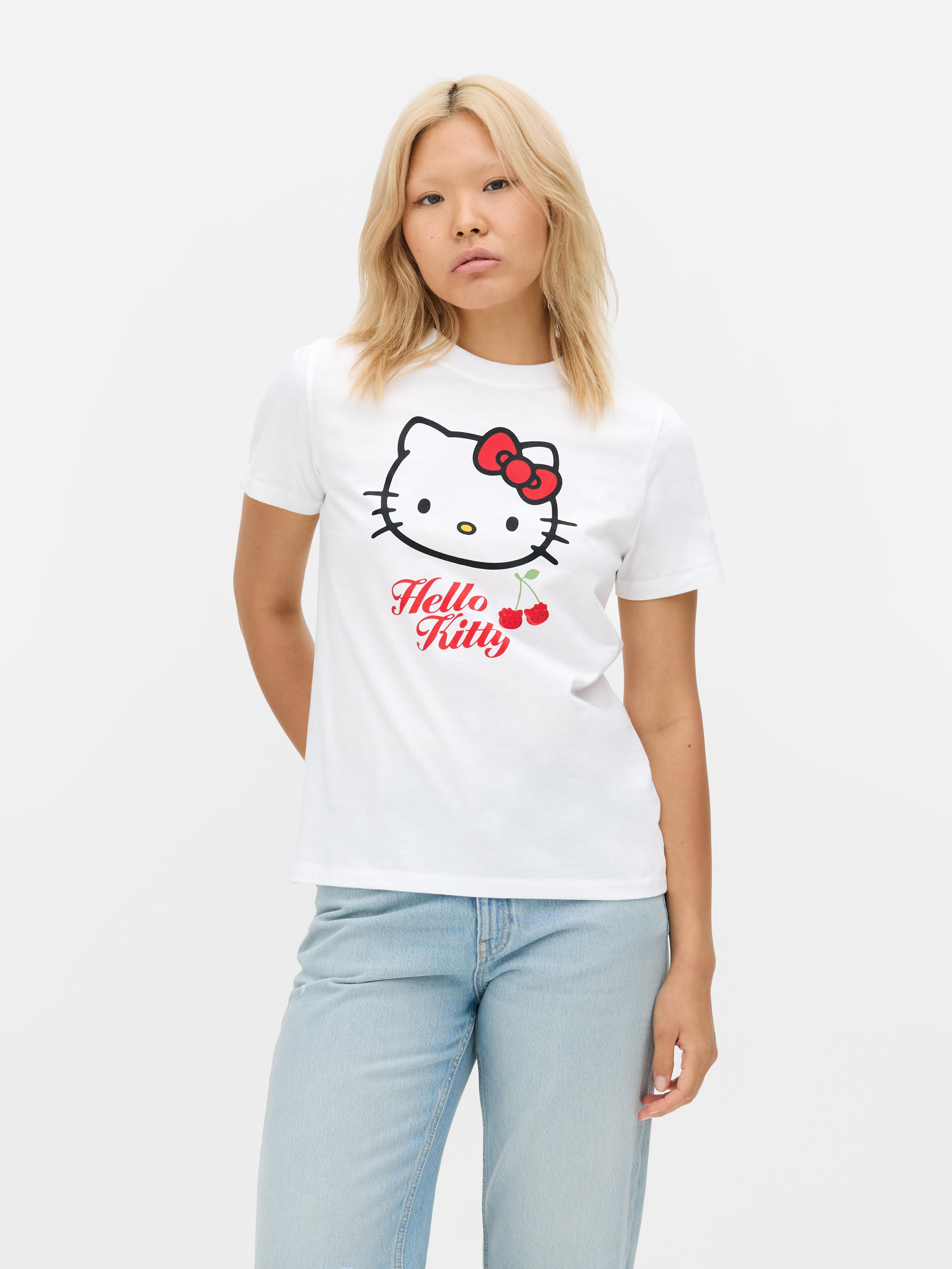 Camiseta de Hello Kitty con cereza
