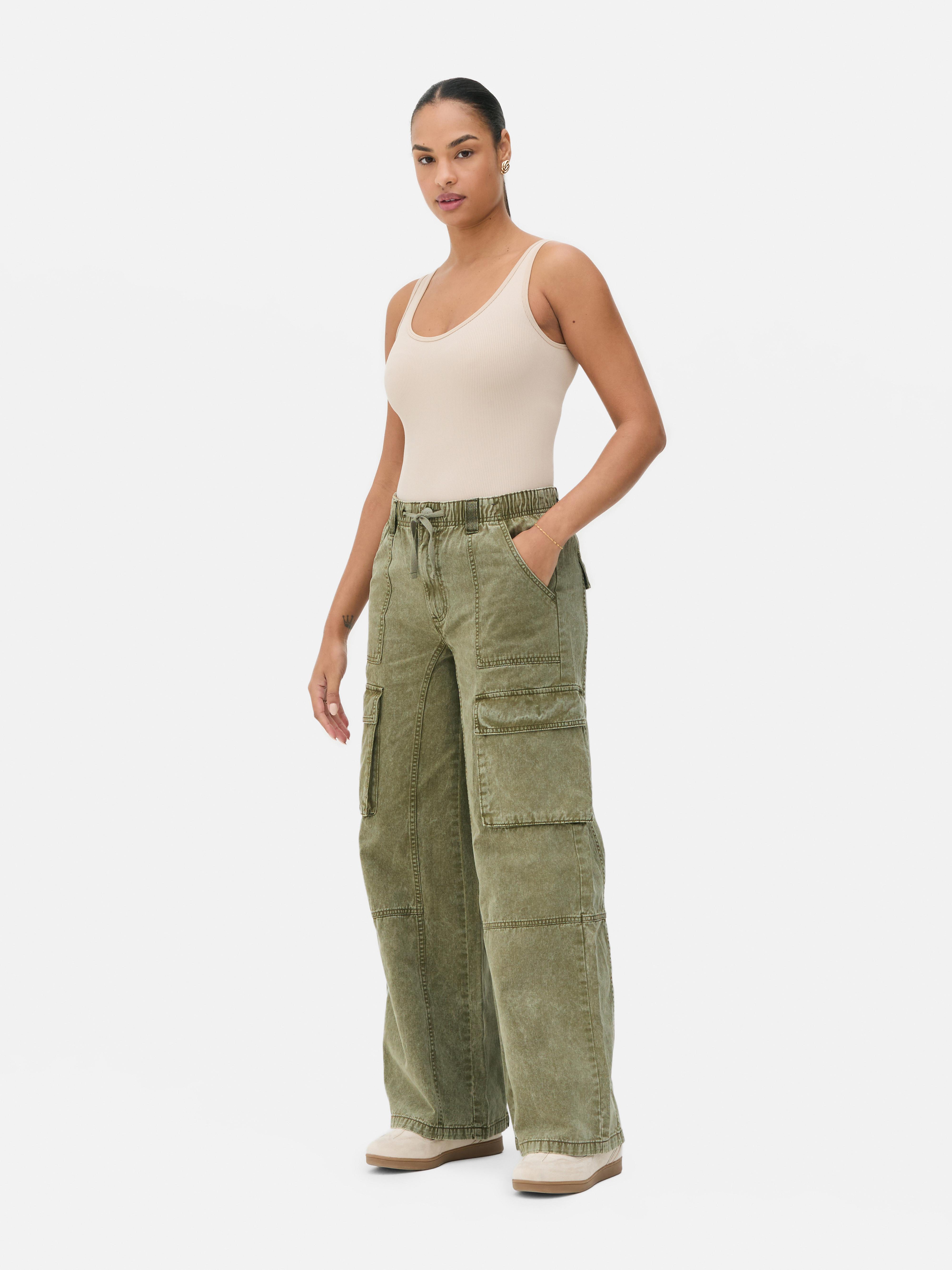 Lässige Cargohose mit Bindegürtel