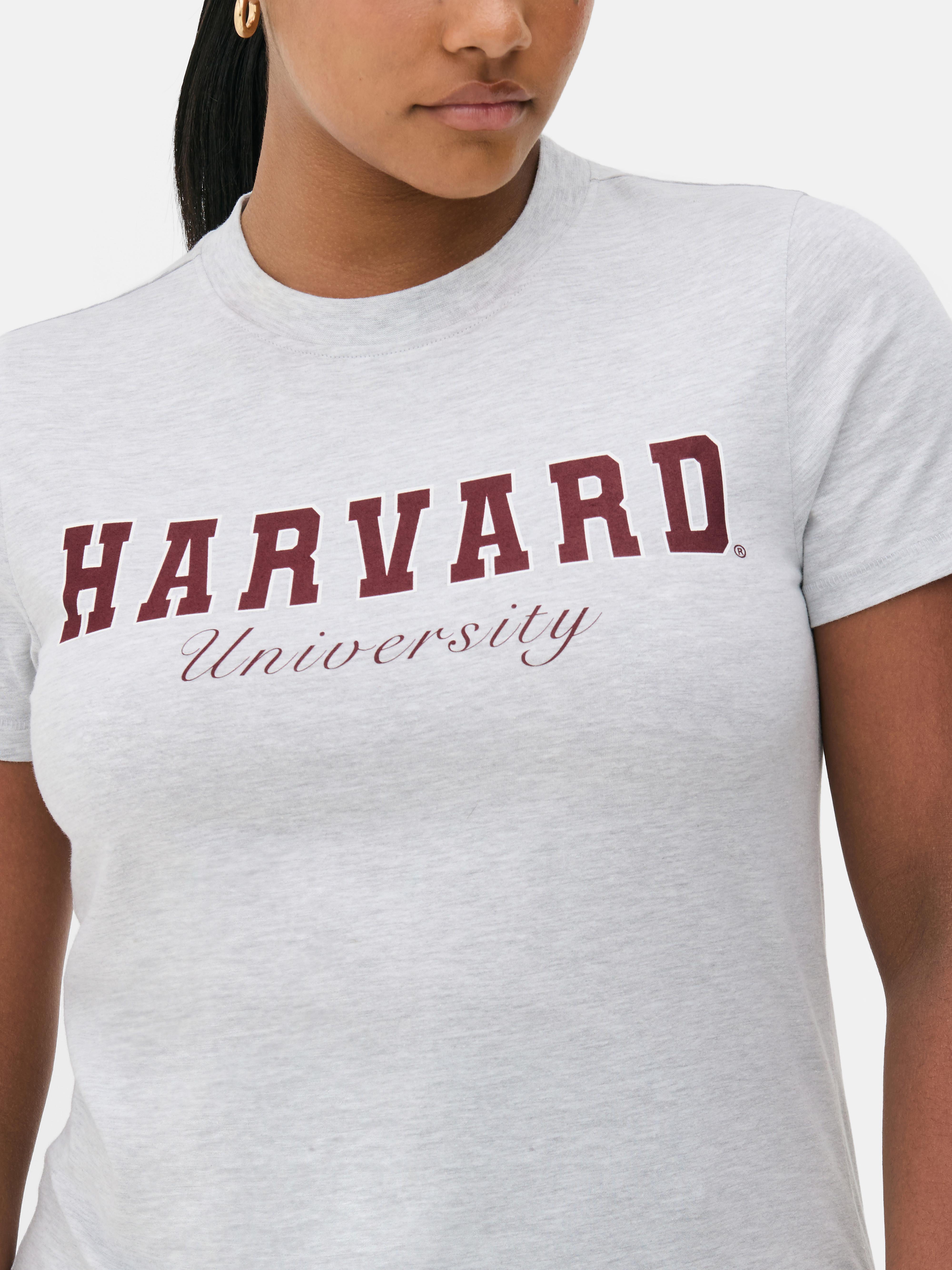 Majica z napisom Harvard