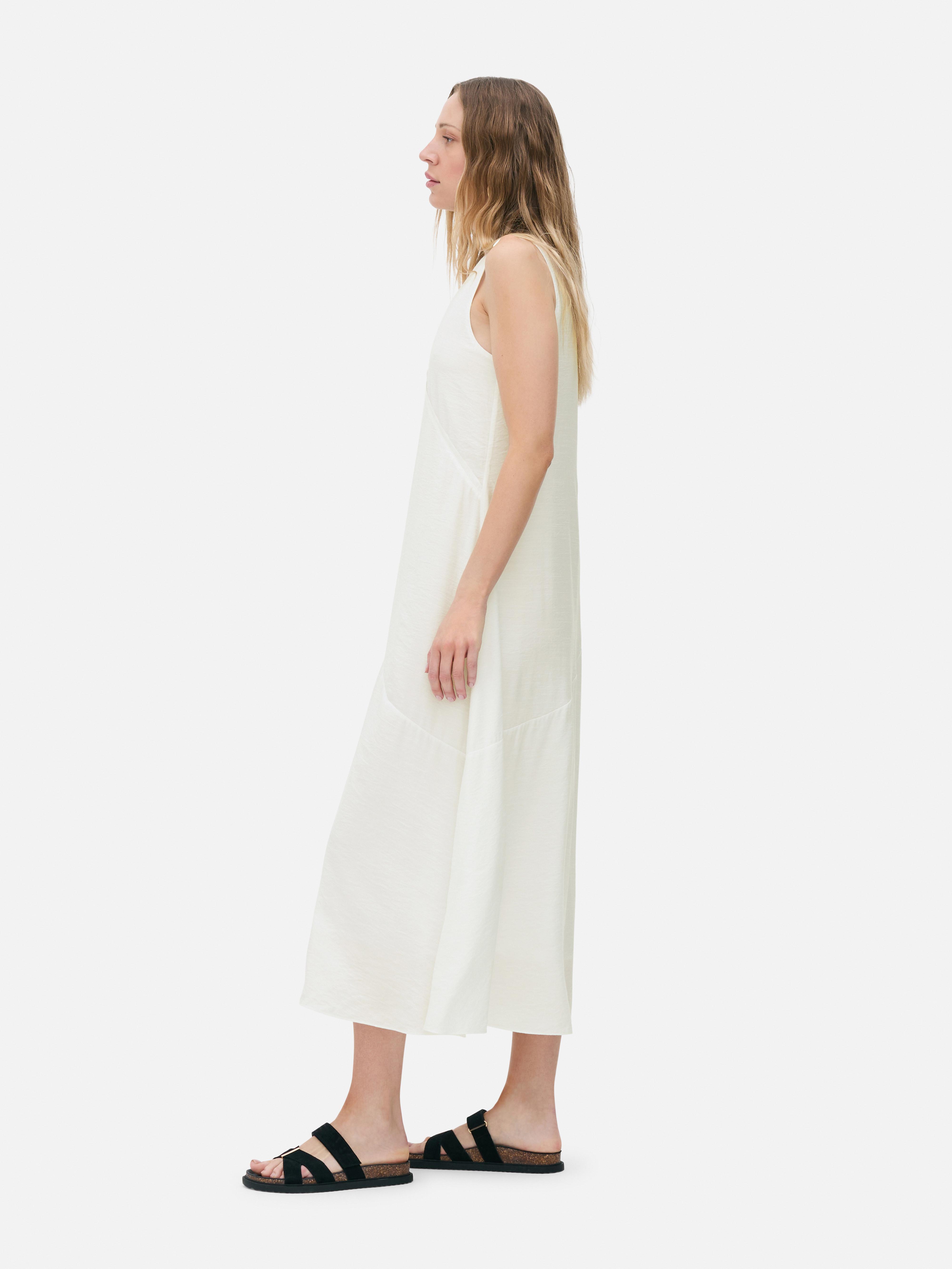 „The Edit“ Midikleid mit V-Ausschnitt