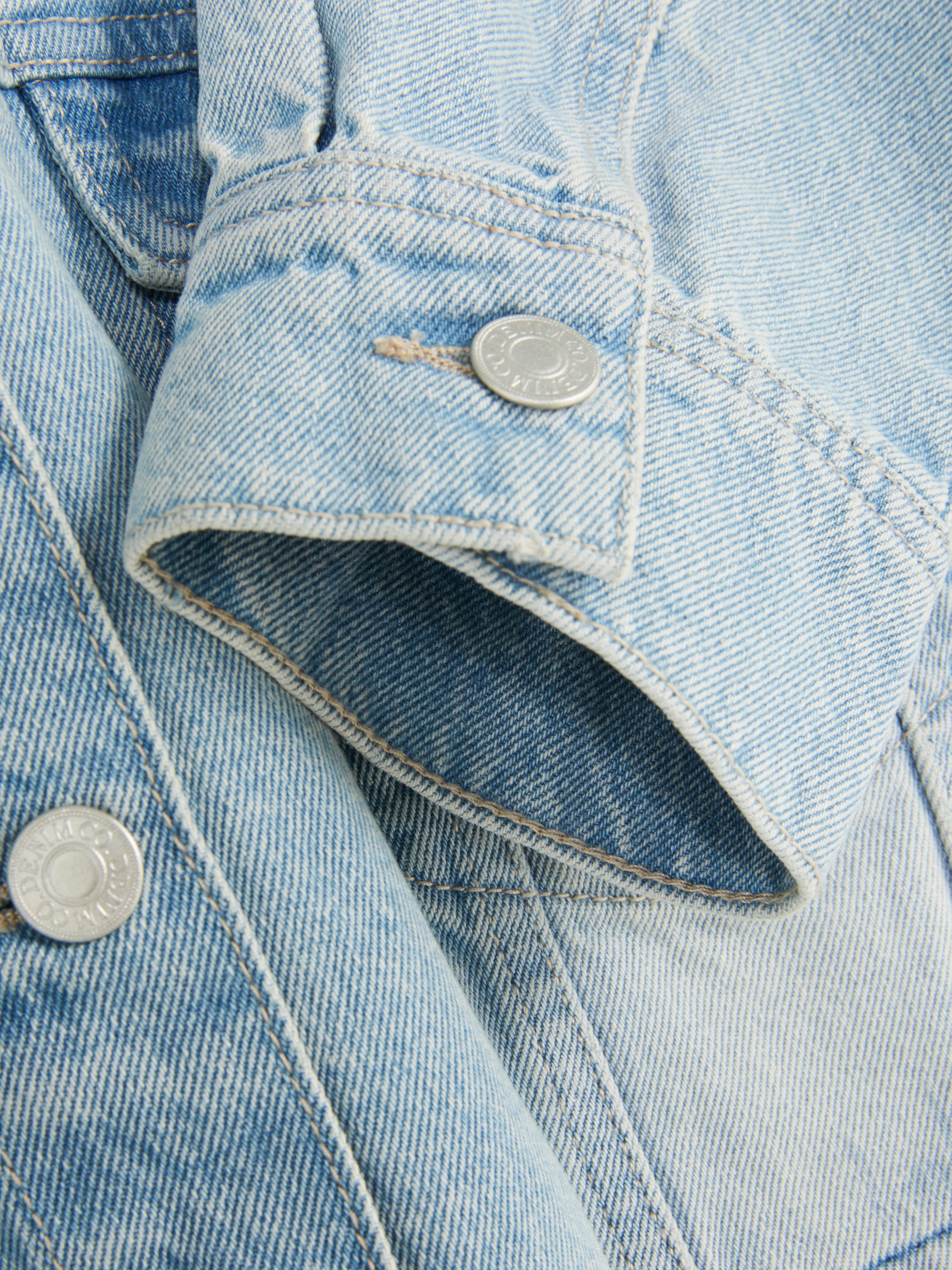 Cropped Denim Jacket
