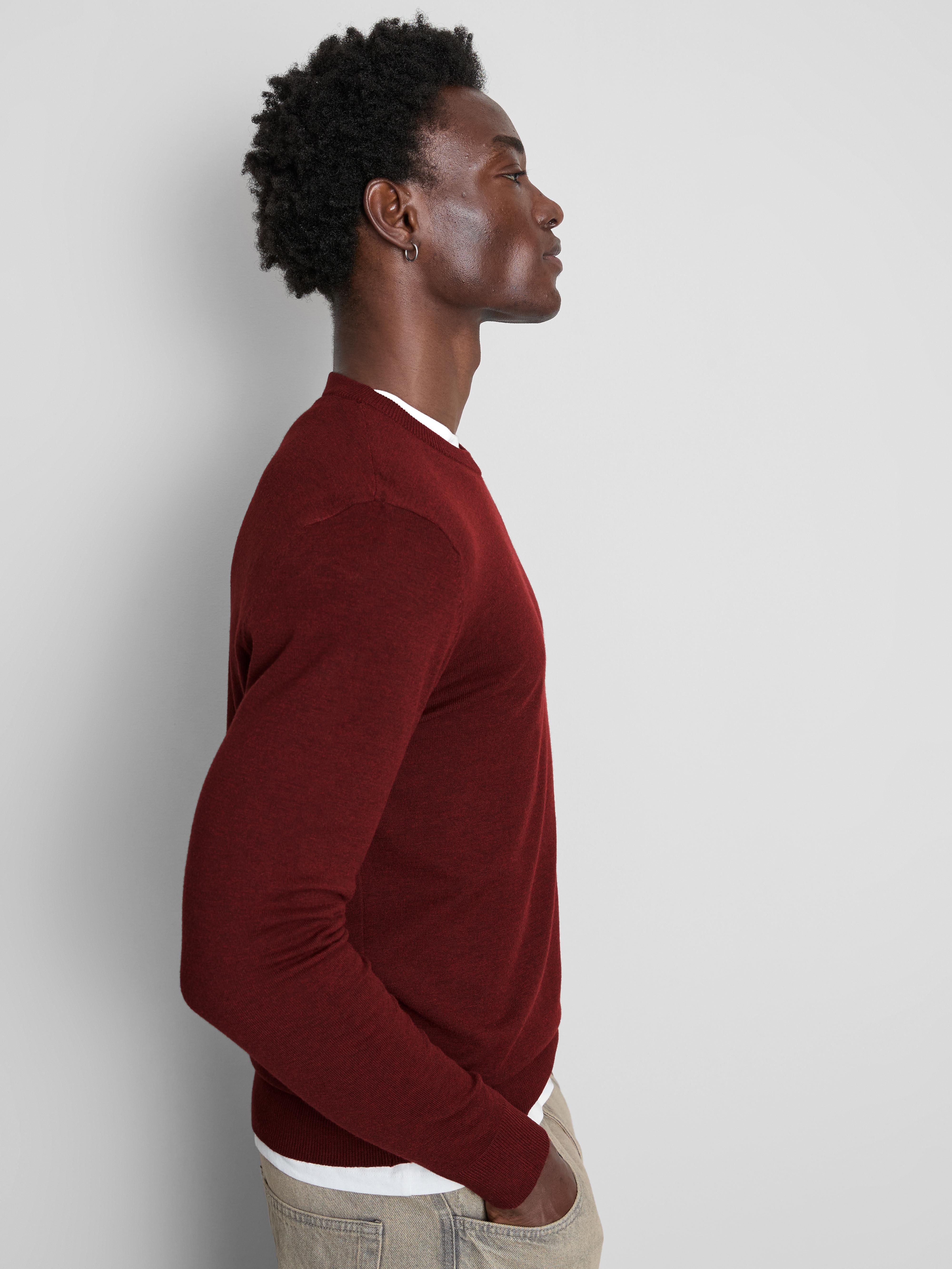 Kerek nyakú pulóver