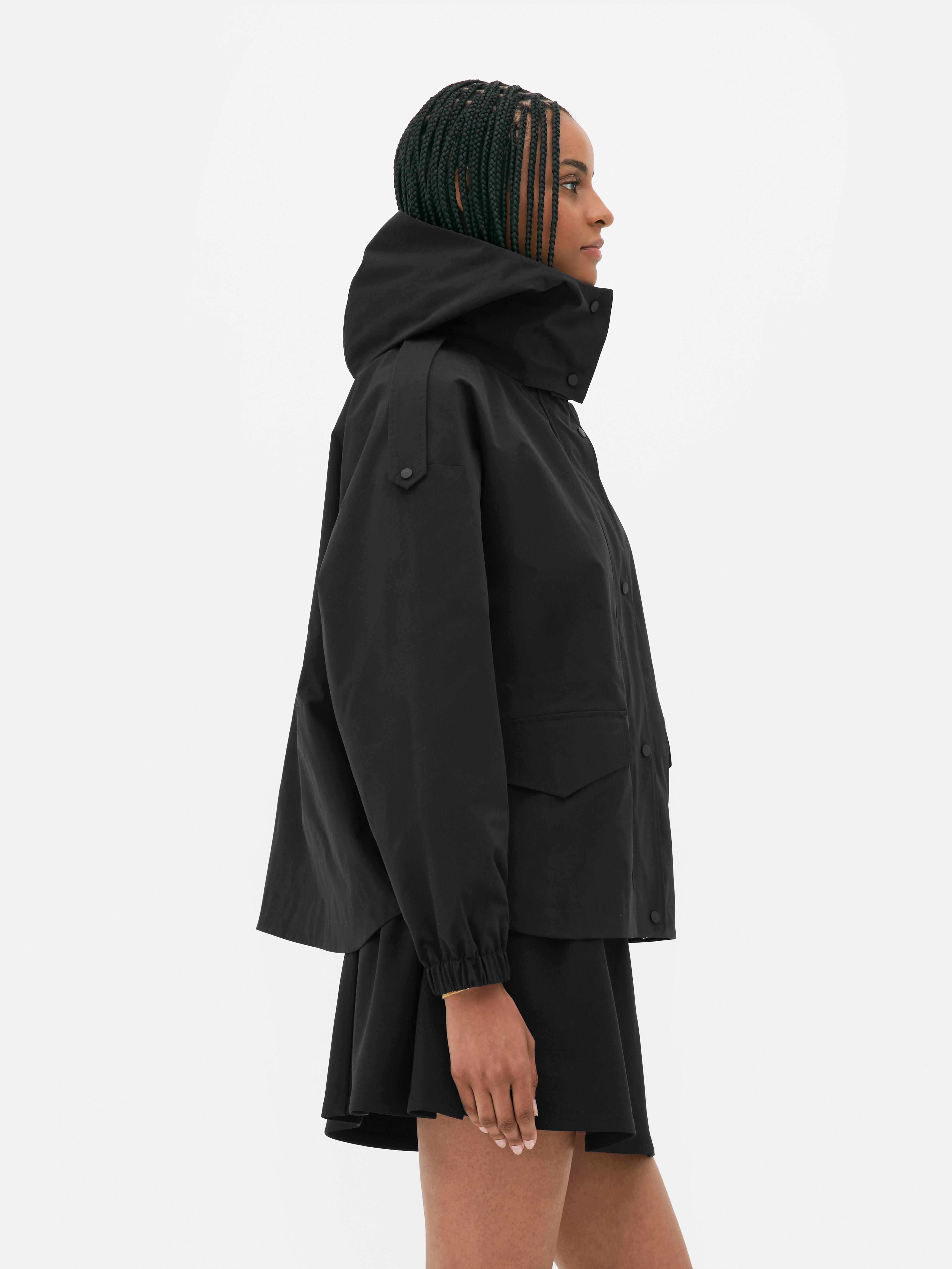 Korte parka met trekkoord in de taille