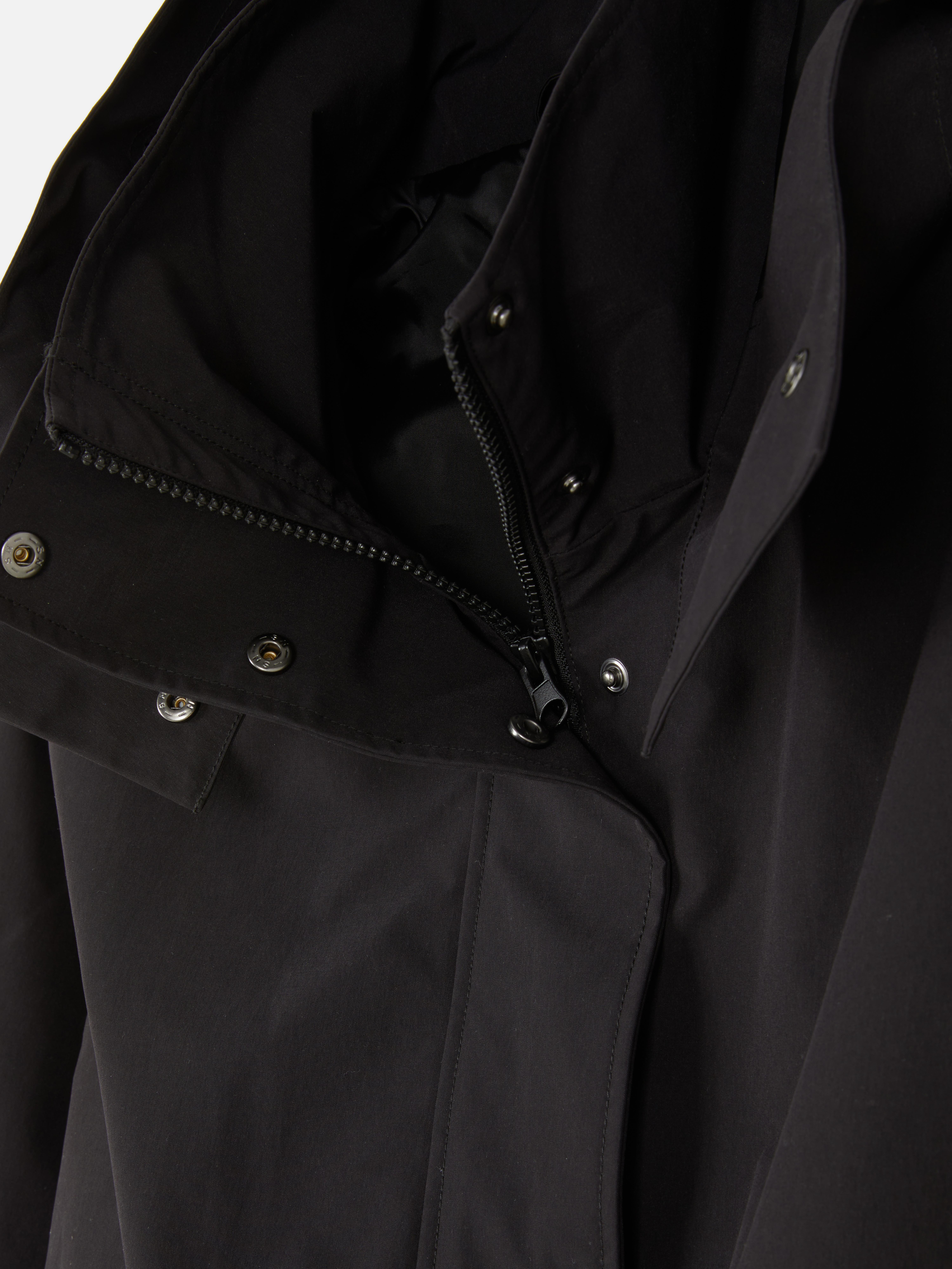 Korte parka met trekkoord in de taille