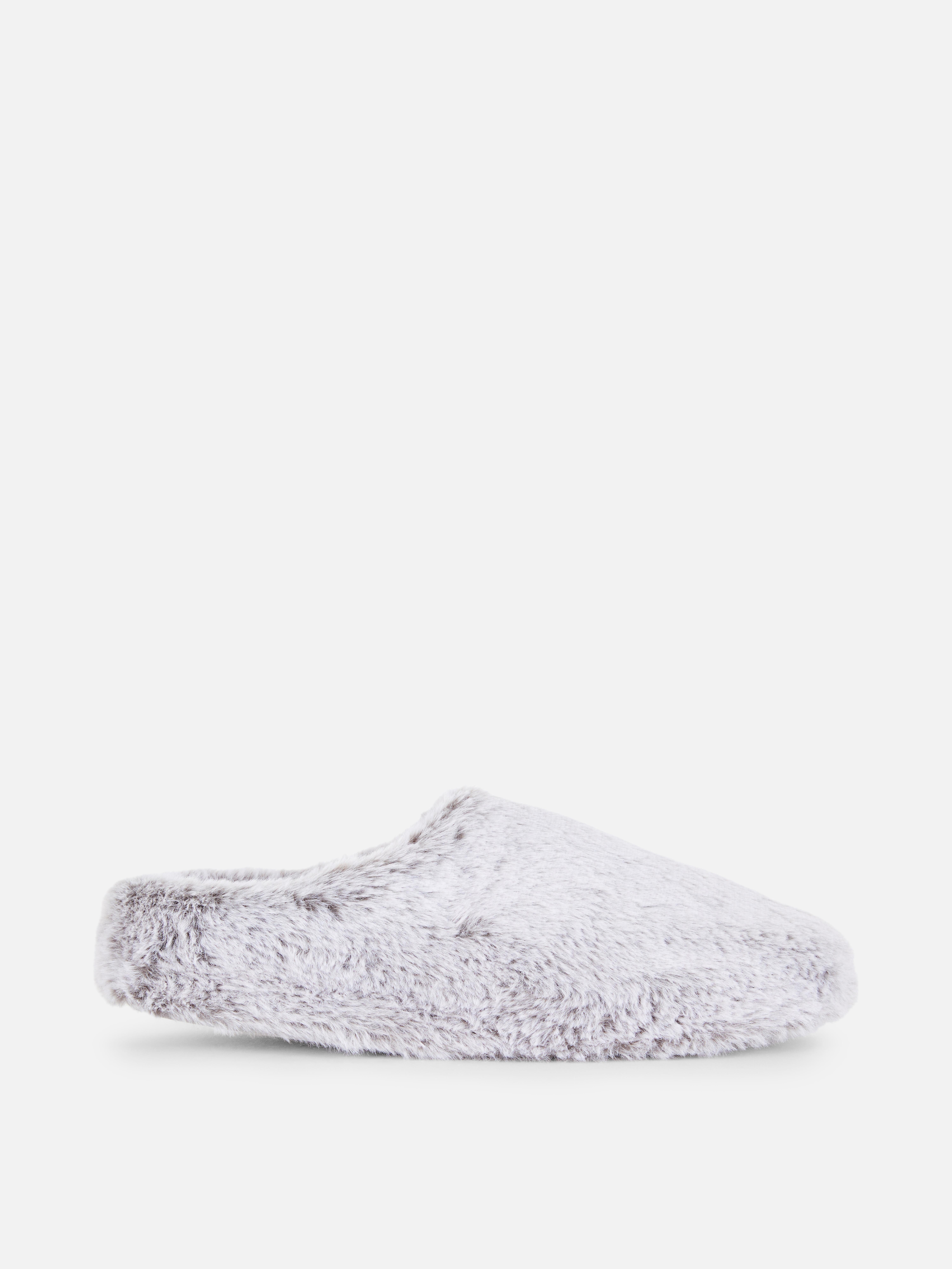 Pantufas felpudas Cinzento