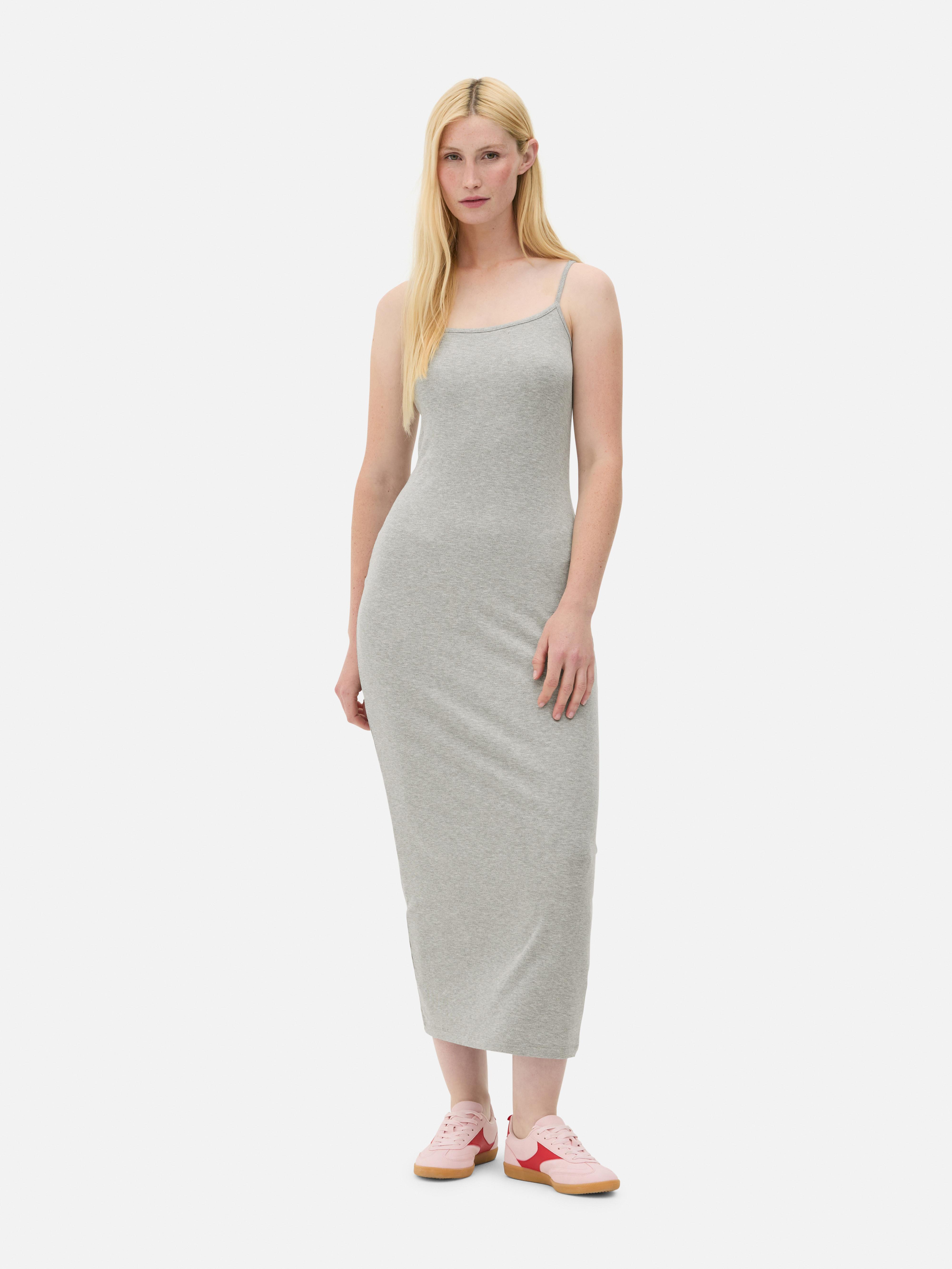 Robe longue côtelée effet seconde peau