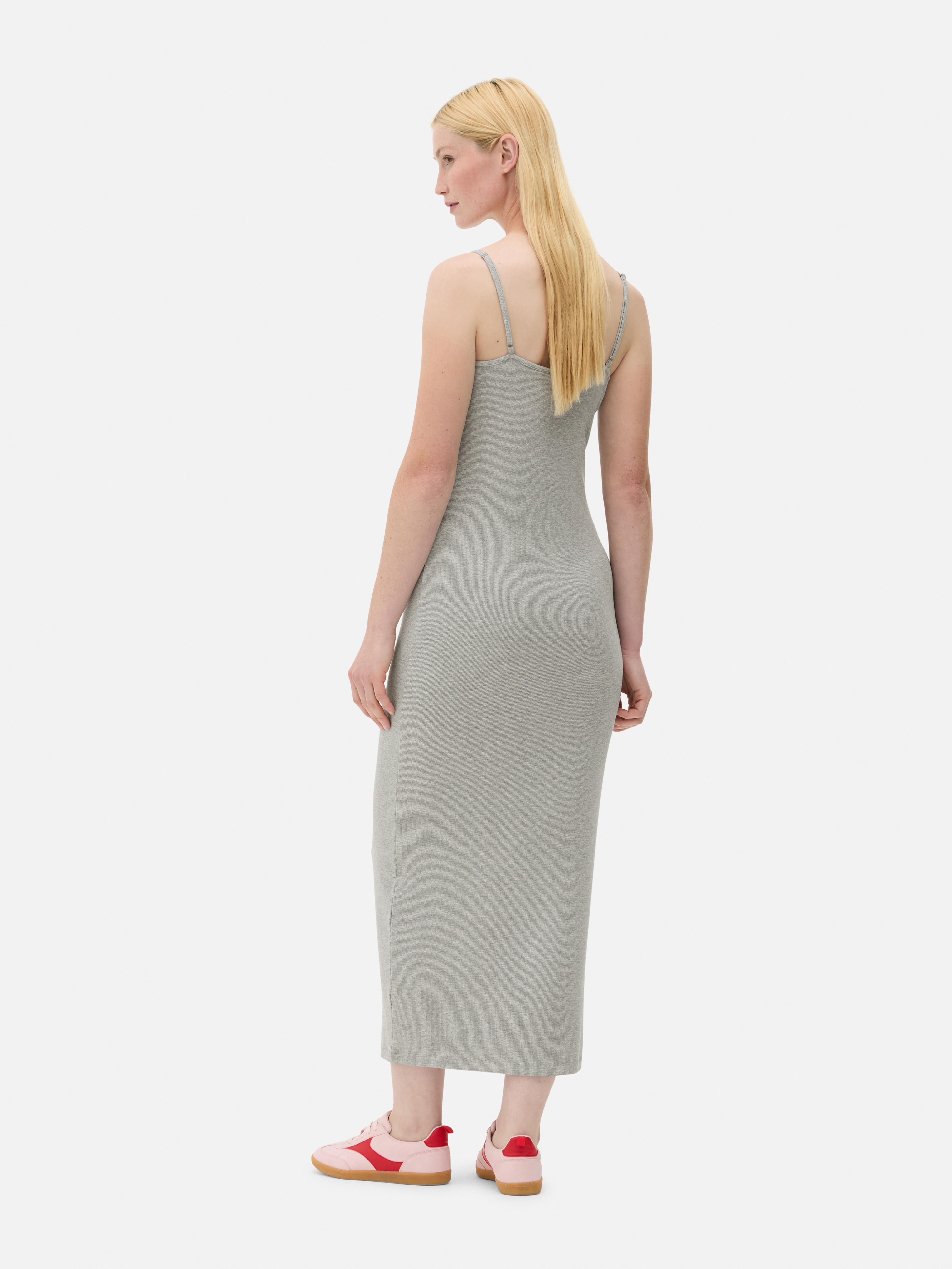 Robe longue côtelée effet seconde peau
